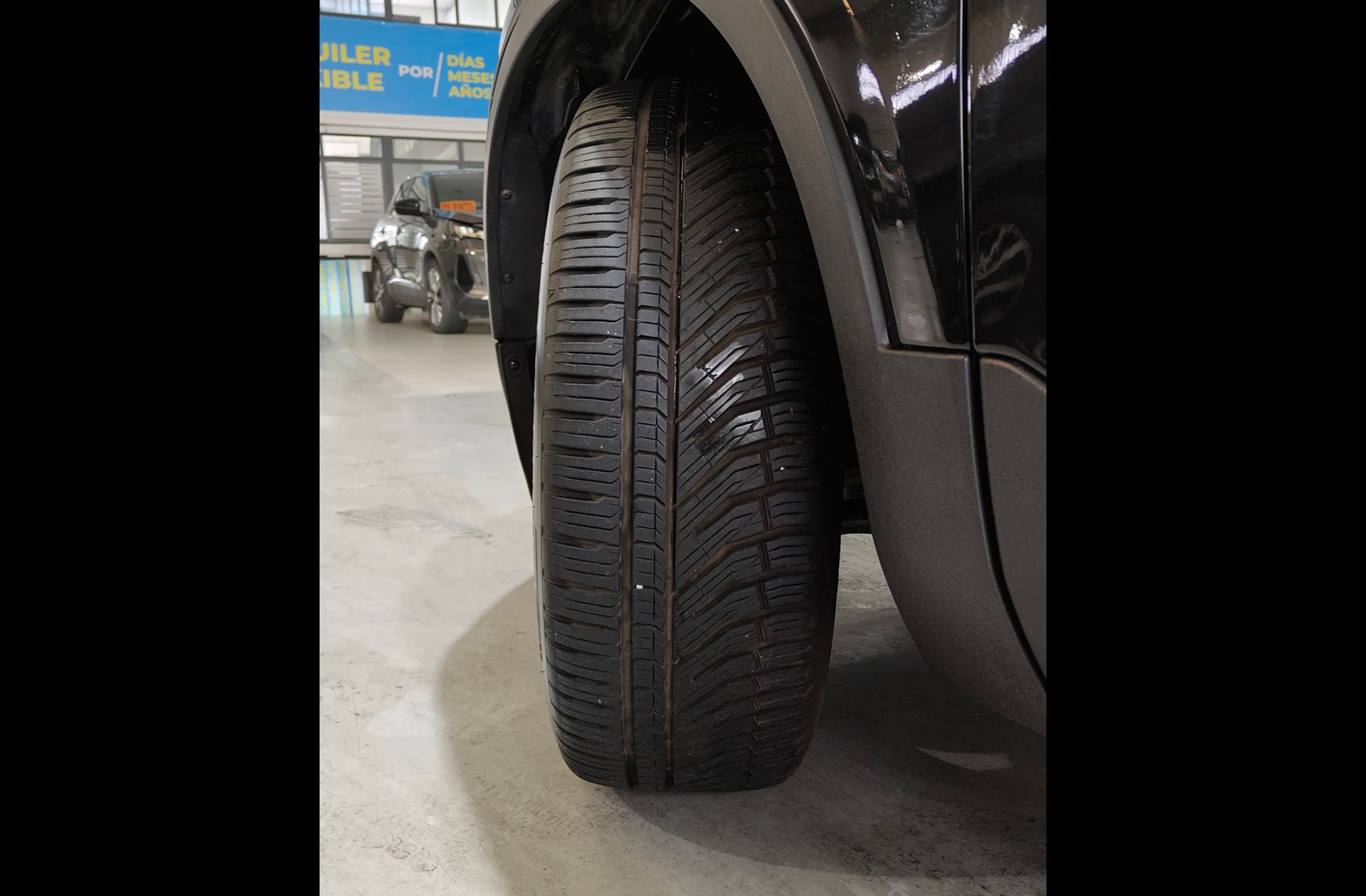 Volvo XC40 B4 G Momentum Pro AWD - foto 40