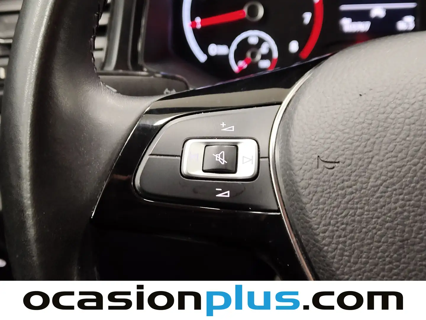 Foto Volkswagen T-Roc Volkswagen T-Roc Edition 1.0 TSI (110 CV)