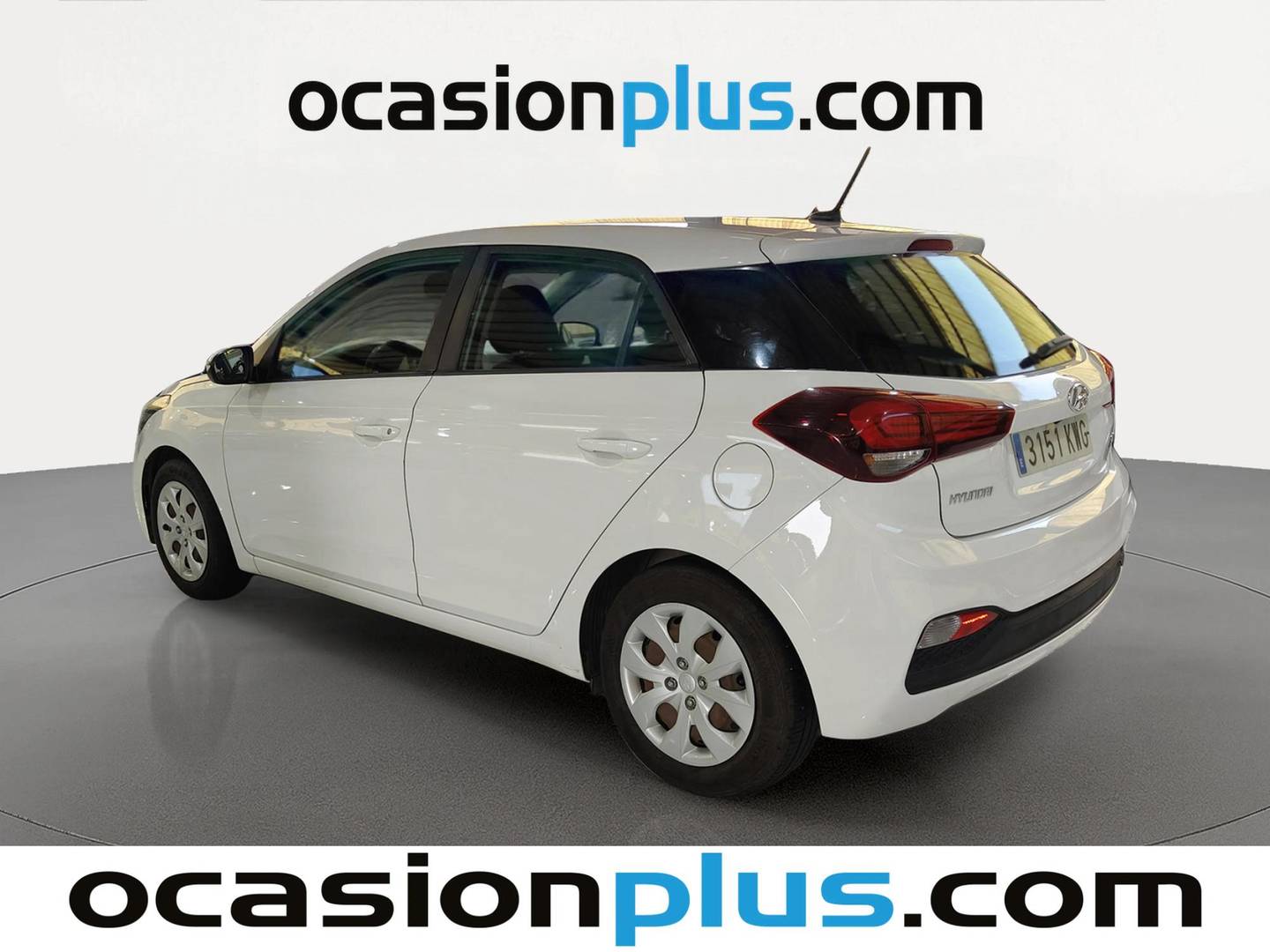 Foto delantera Hyundai i20 Hyundai i20 1.2 MPI Essence LE (75 CV) derecha