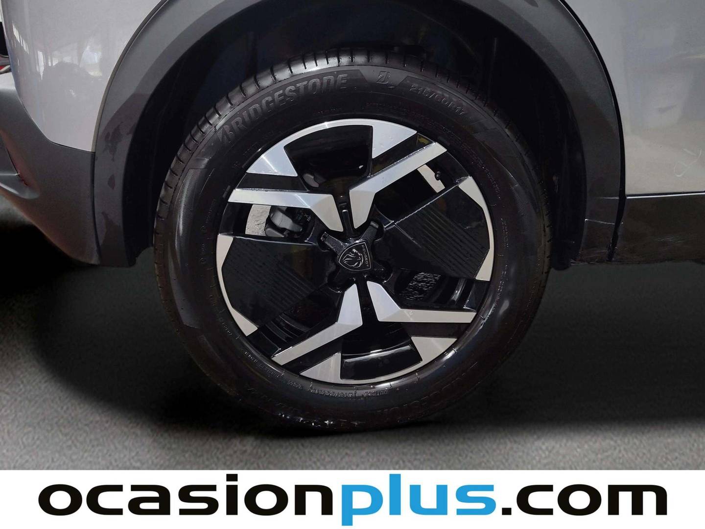 Peugeot 2008 Peugeot 2008 Allure Hybrid eDCS6 (145 CV) seminuevo