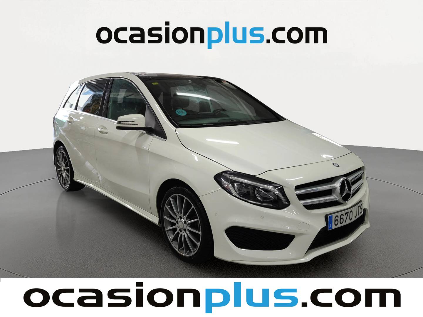 Foto delantera Mercedes Clase B Mercedes Clase B 200 d (136 CV) Pack AMG derecha