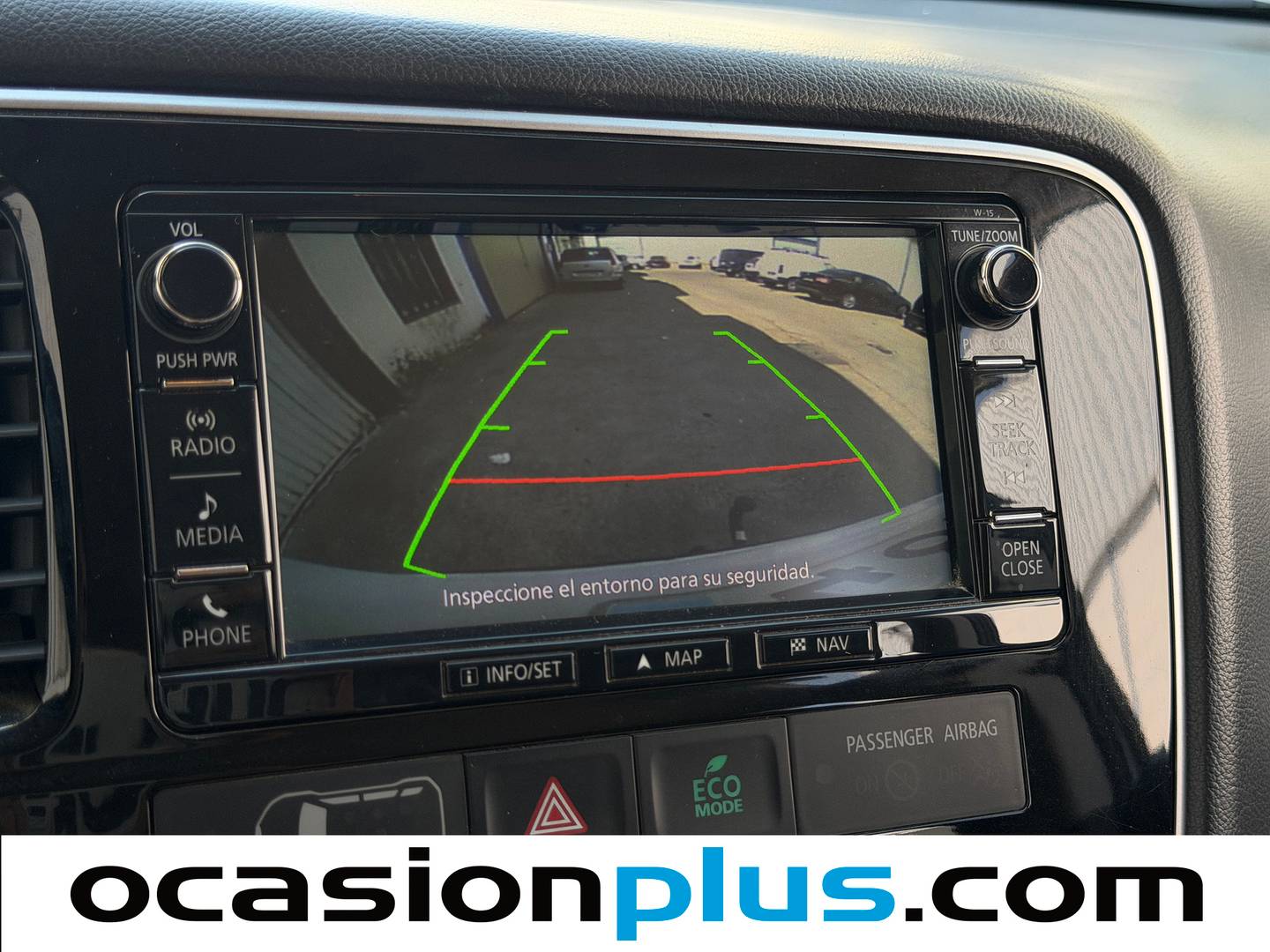 Extras y acabados del Mitsubishi Outlander Mitsubishi Outlander 220 DI-D Motion 2WD (150 CV)