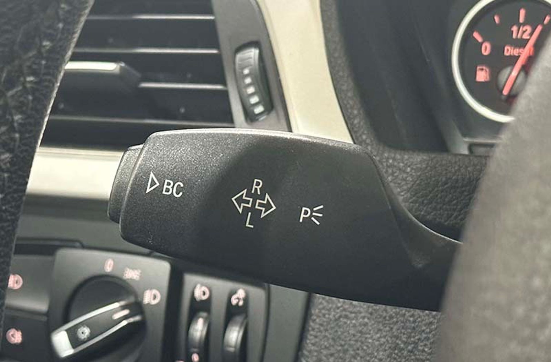 BMW Serie 3 316d Touring - foto 17