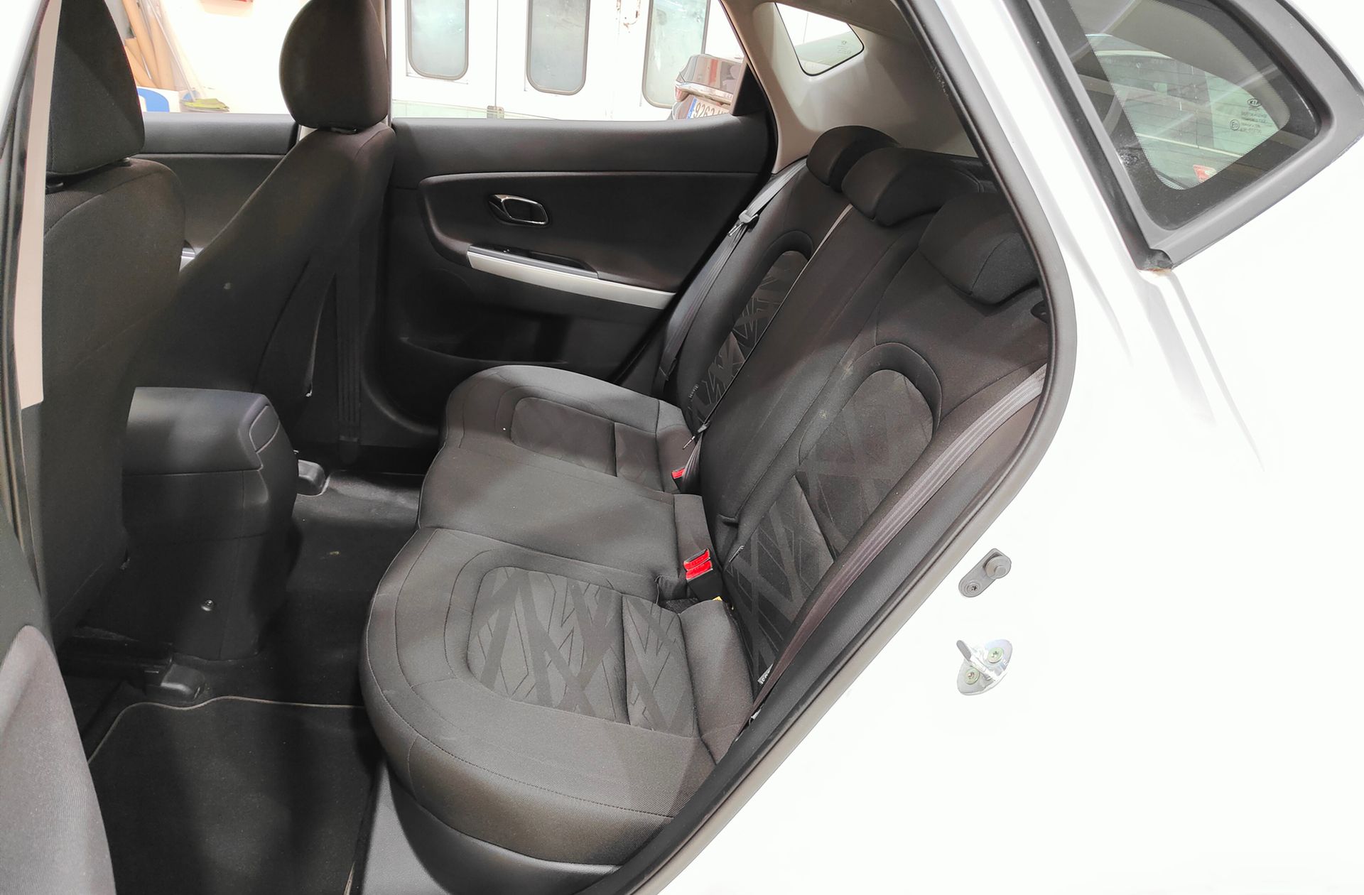 Kia Ceed 1.4 CRDi WGT Drive - foto 10