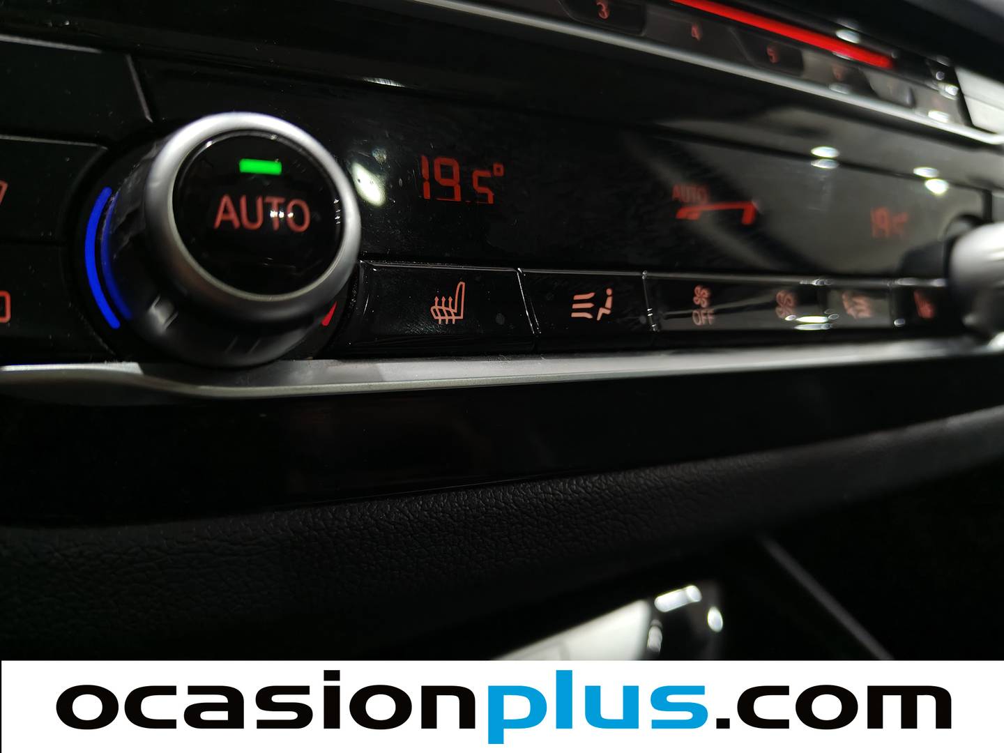 Equipamiento del BMW X3 BMW X3 xDrive20d (190 CV)