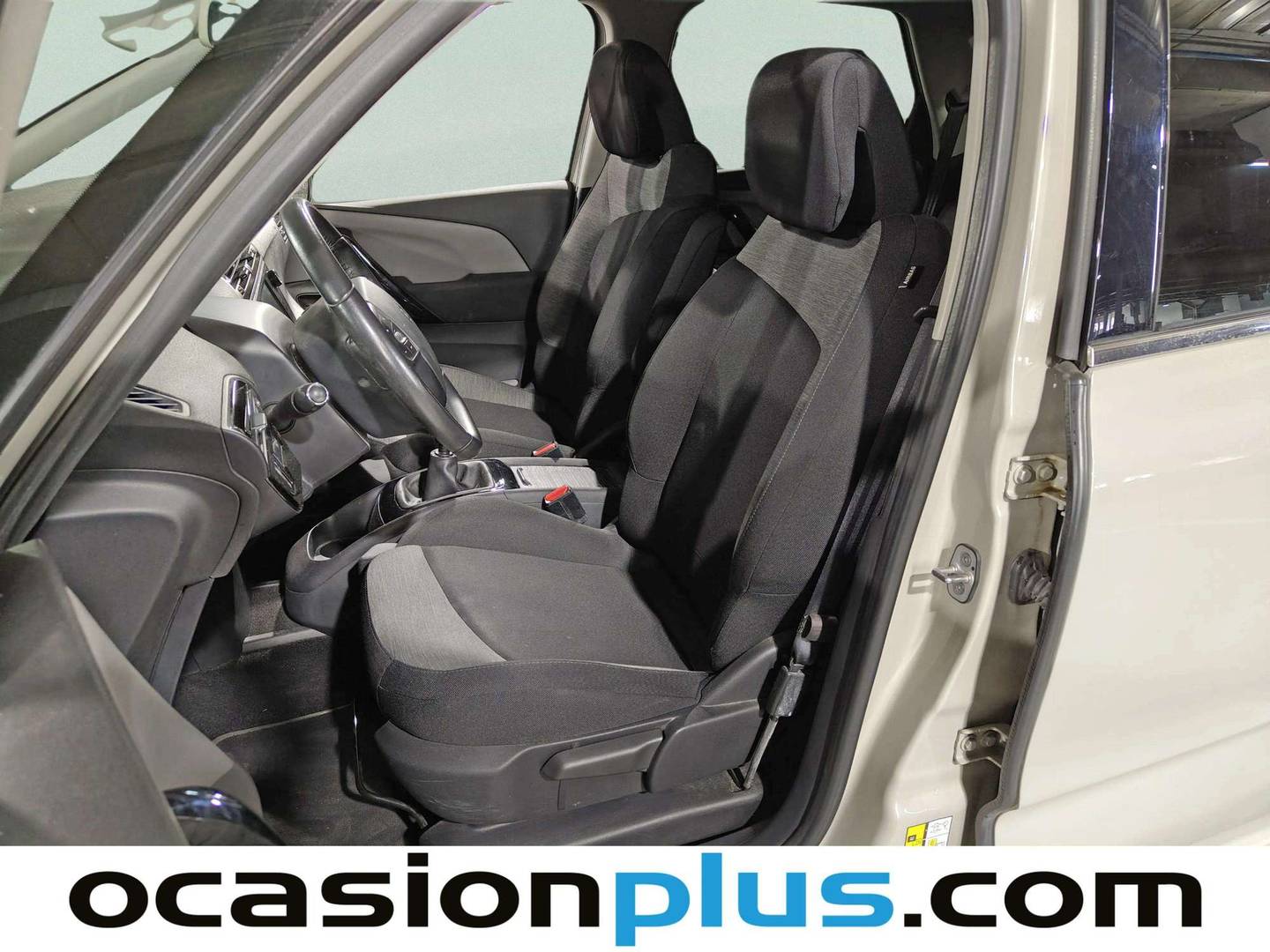 Foto asientos delanteros Citroën C4 Picasso Citroën C4 Picasso BlueHDi 120 Feel (120 CV)