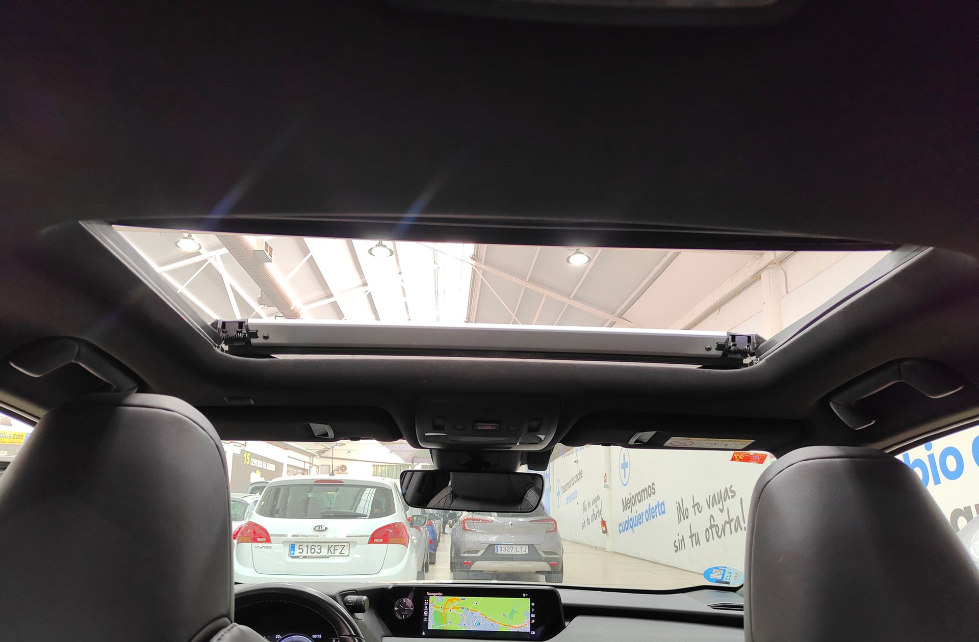 Lexus UX 250h Luxury - foto 6