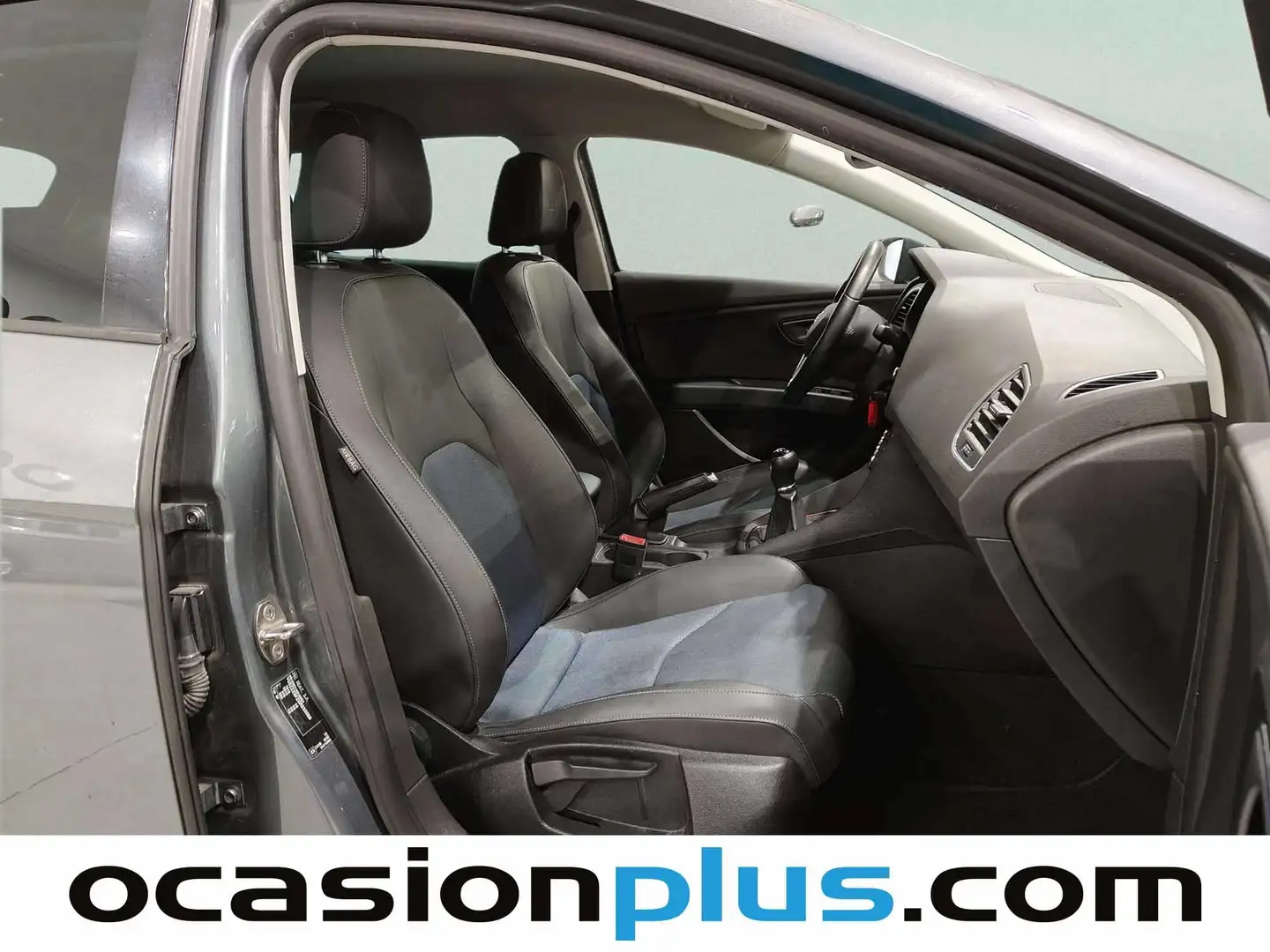 Foto Seat León SEAT León 1.6 TDI S&S Style Connect Plus (110 CV)