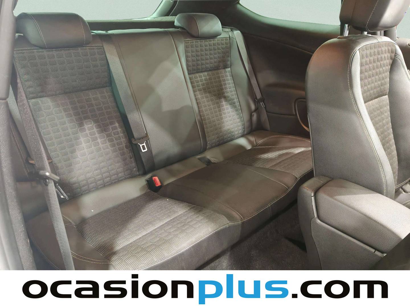 Opel Astra Opel Astra 2.0 CDTI GTC S&S Sportive (165 CV) 165cv