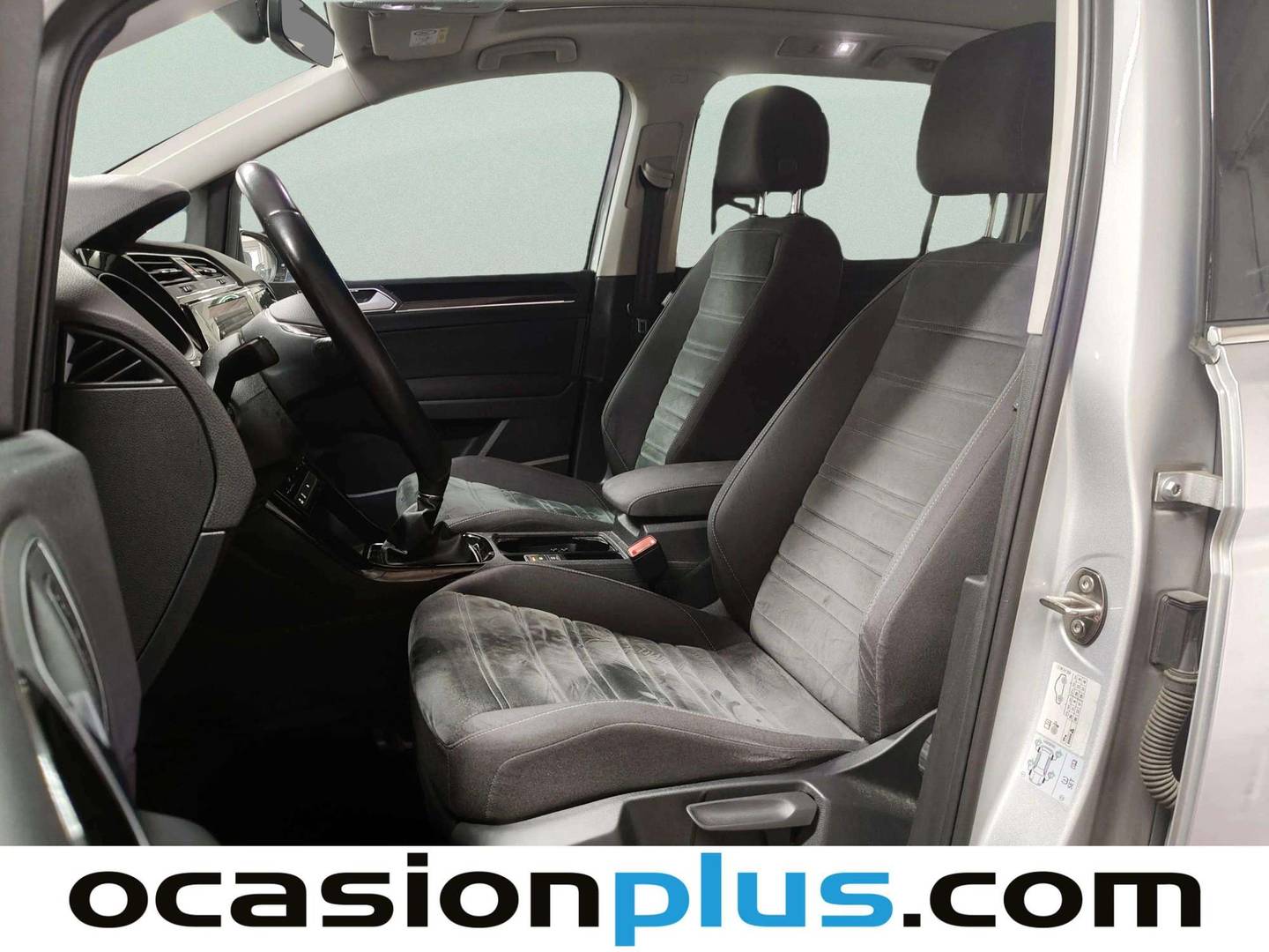 Foto asientos delanteros Volkswagen Touran Volkswagen Touran Sport 2.0 TDI (150 CV) Pack R-Line