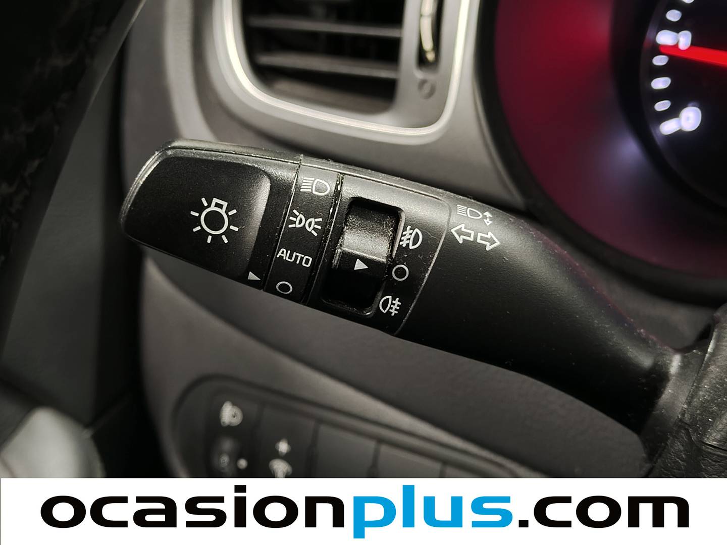 KIA Carens KIA Carens 1.7 CRDi VGT Tech Eco-Dynamics (115 CV) seminuevo