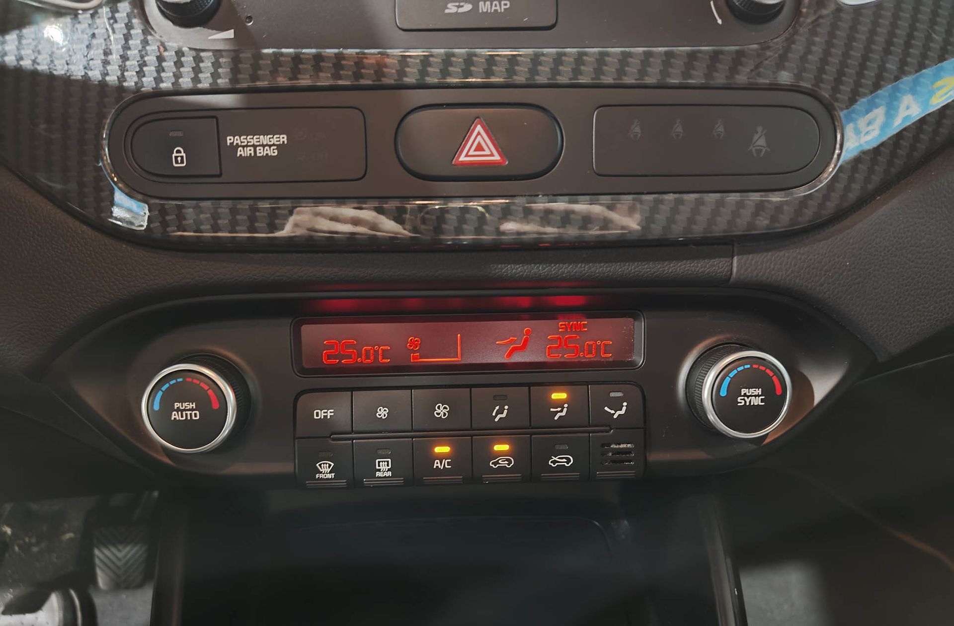 Kia Carens 1.6 GDi Drive - foto 32