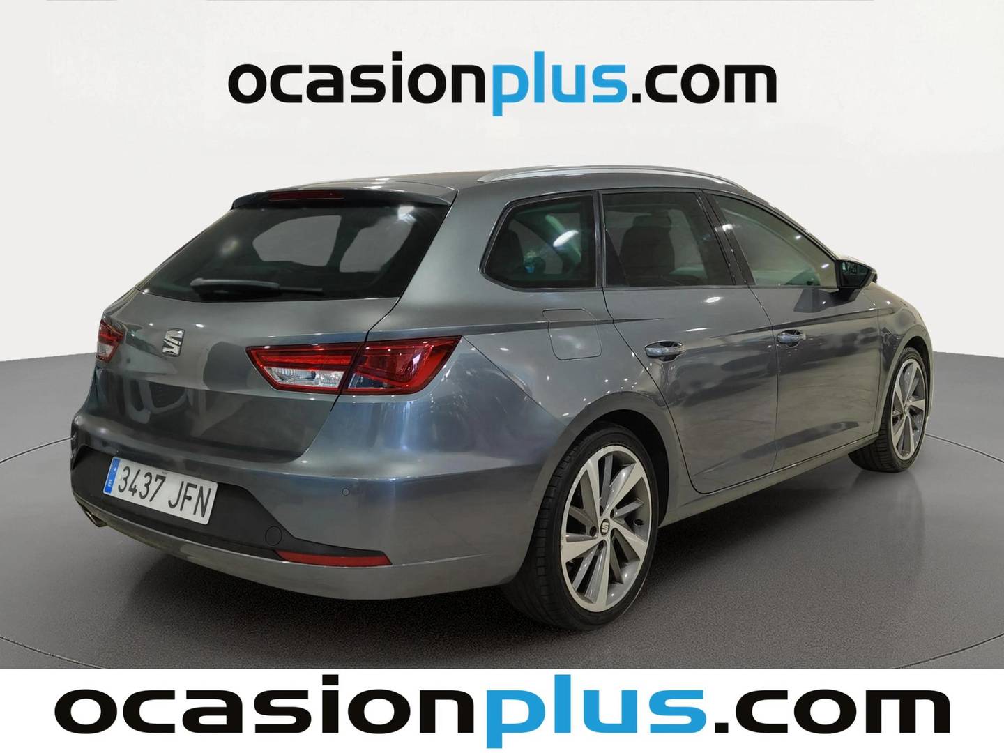 Foto trasera Seat León Seat León ST 1.4 TSI ACT S&S FR DSG7 (150 CV) derecha