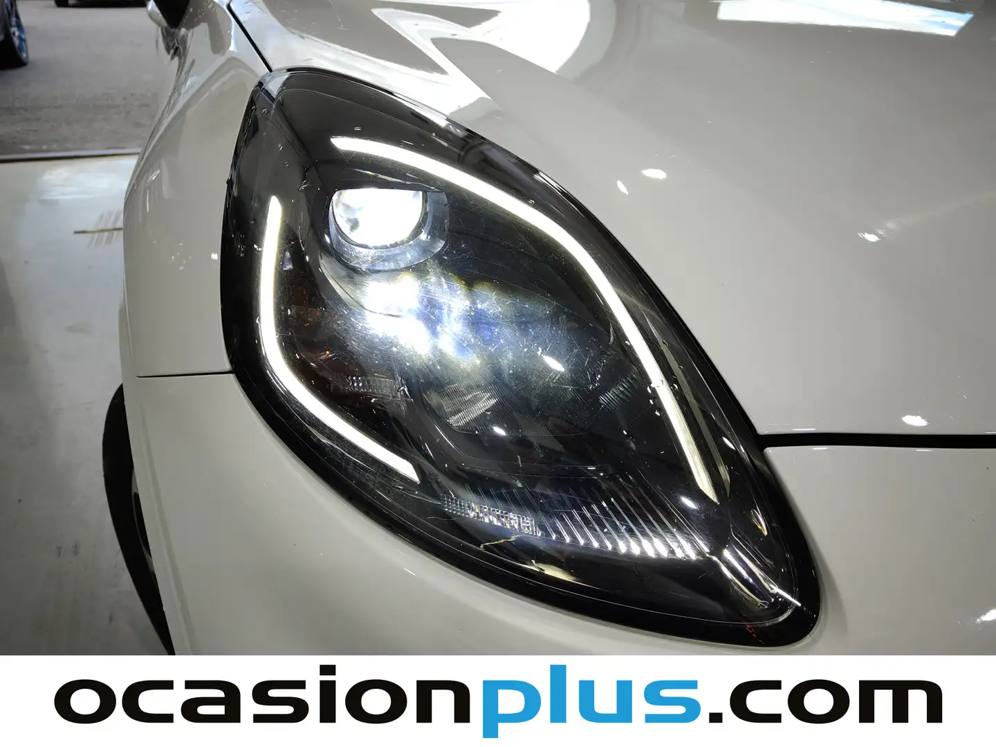 Foto Ford Puma Ford Puma 1.0 EcoBoost MHEV ST-Line (125 CV)