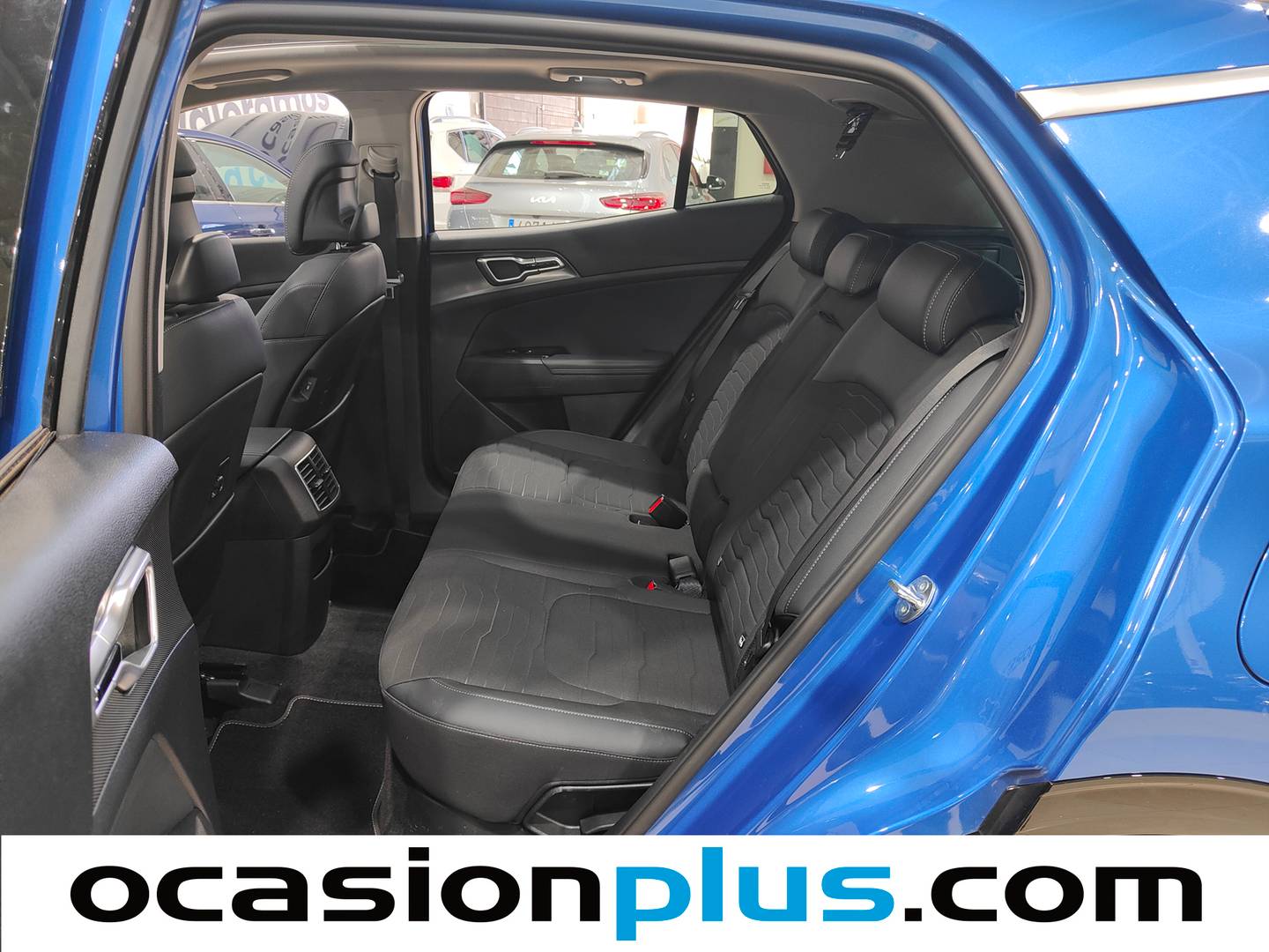 Foto asientos traseros KIA Sportage KIA Sportage 1.6 T-GDi HEV Tech 4x2 Auto (230 CV)