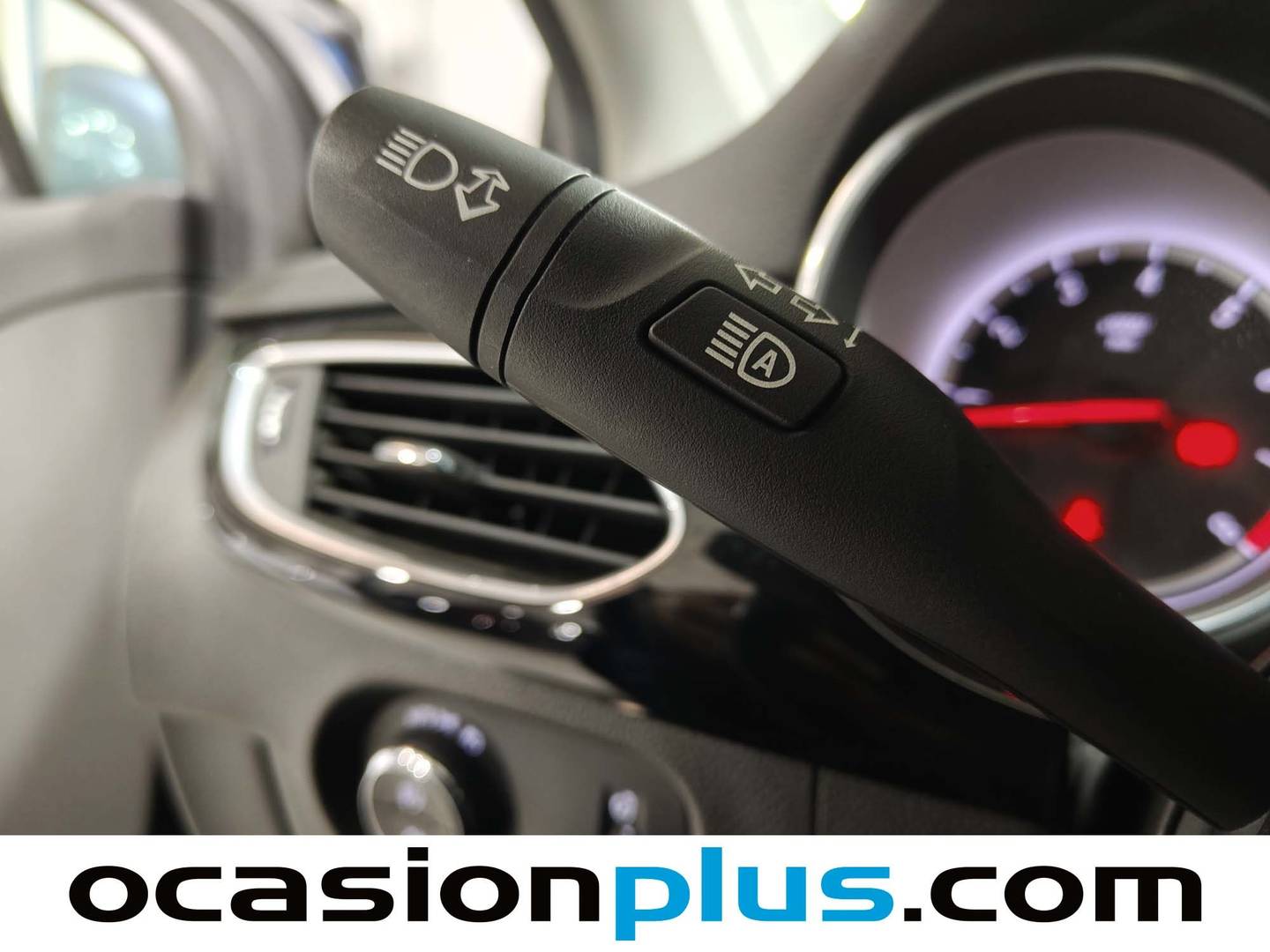 Foto Opel Astra Opel Astra 1.4 Turbo Excellence S/S 110 kW (150 CV)