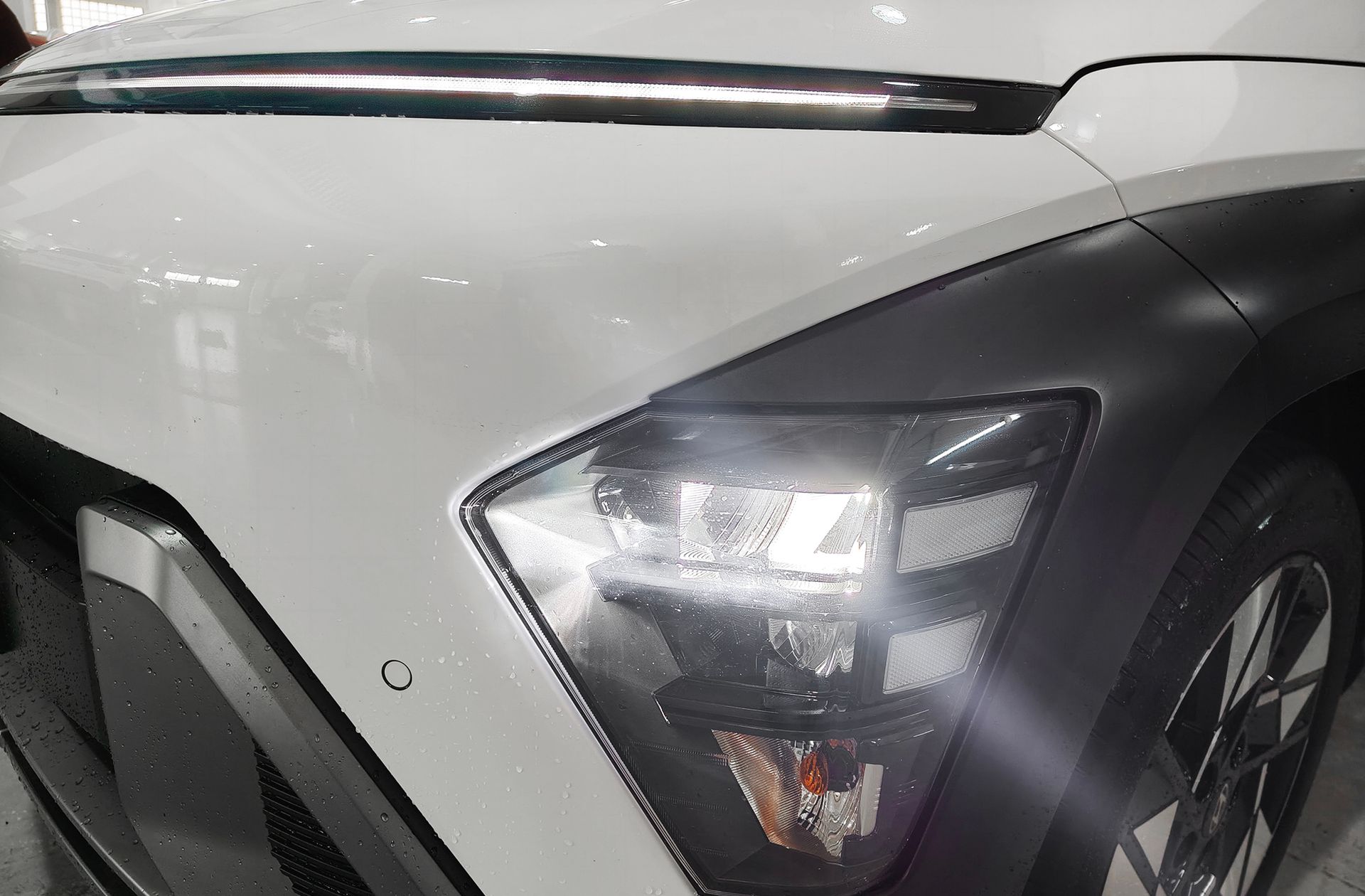 Hyundai Kona 1.6 GDI HEV Tecno DT - foto 14