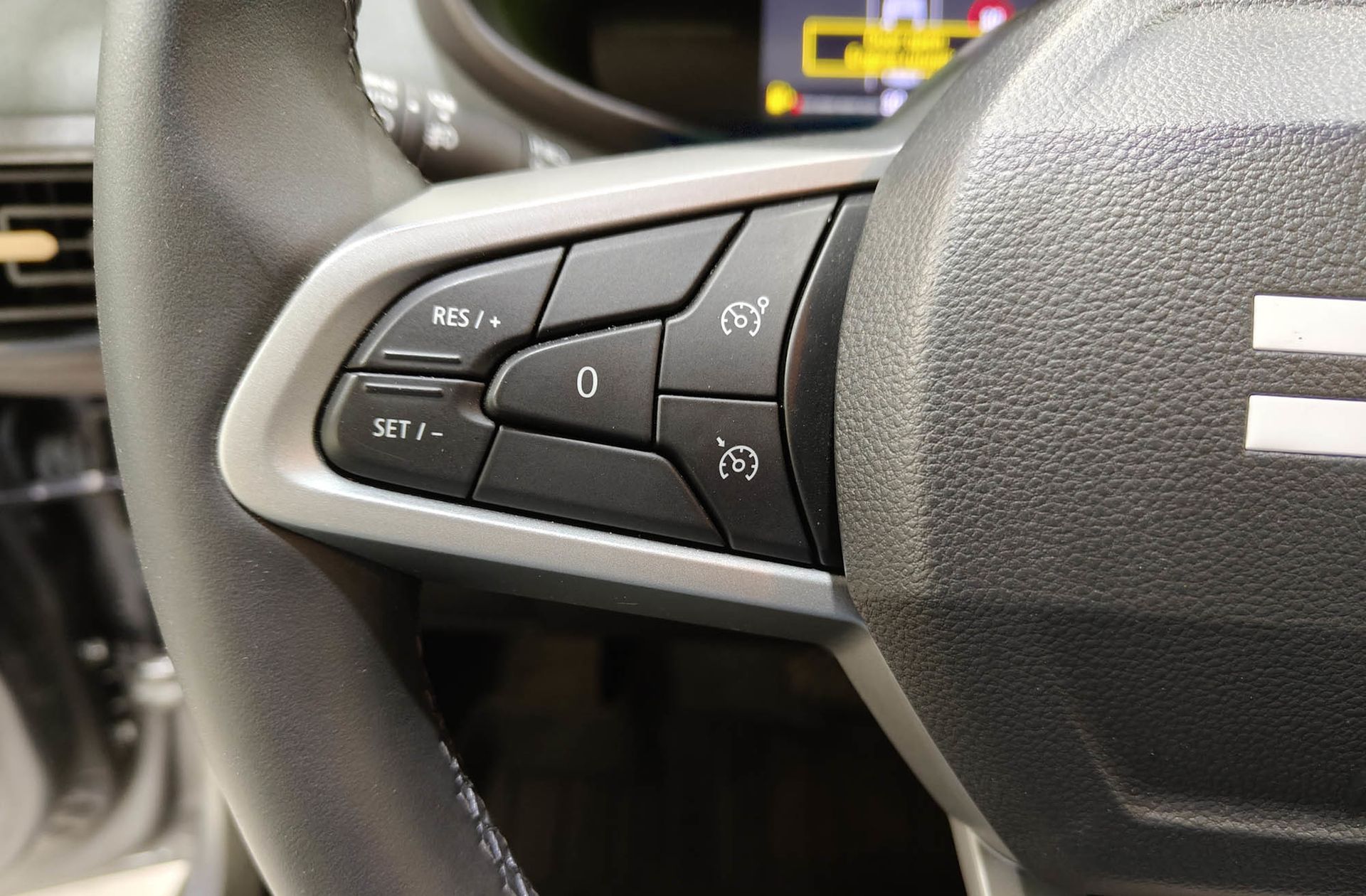 Dacia Jogger Extreme Hybrid 7 plazas - foto 26