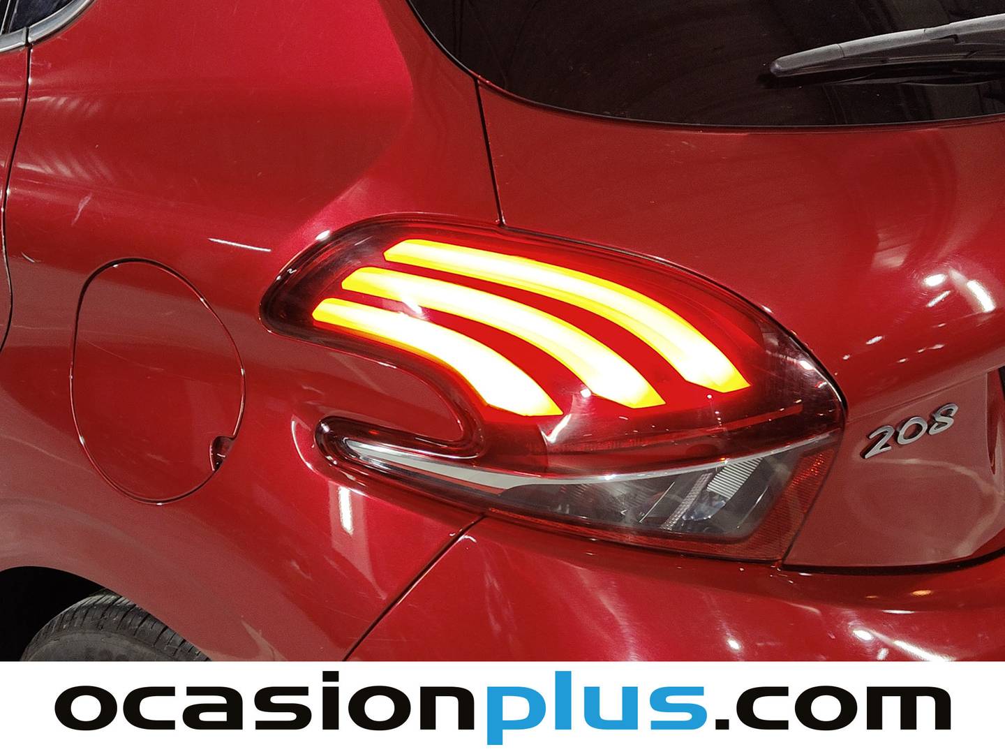 Foto Peugeot 208 Peugeot 208 BlueHDi 100 Tech Edition (99 CV)