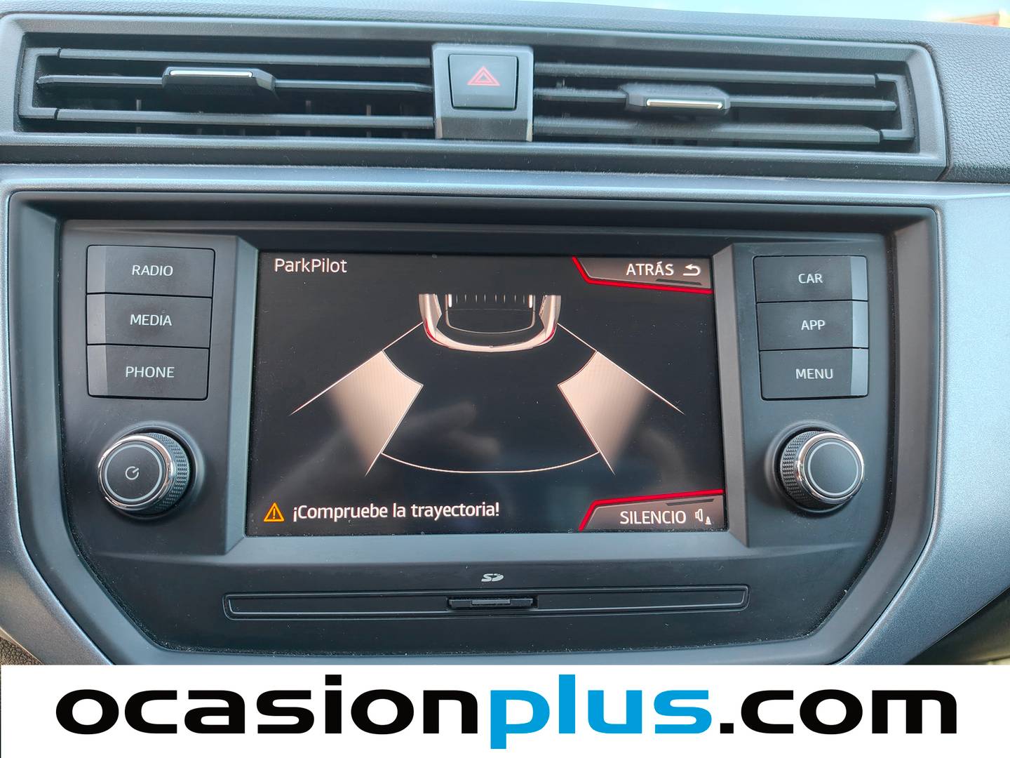 Equipamiento del Seat Arona Seat Arona 1.6 TDI Ecomotive Style (95 CV)