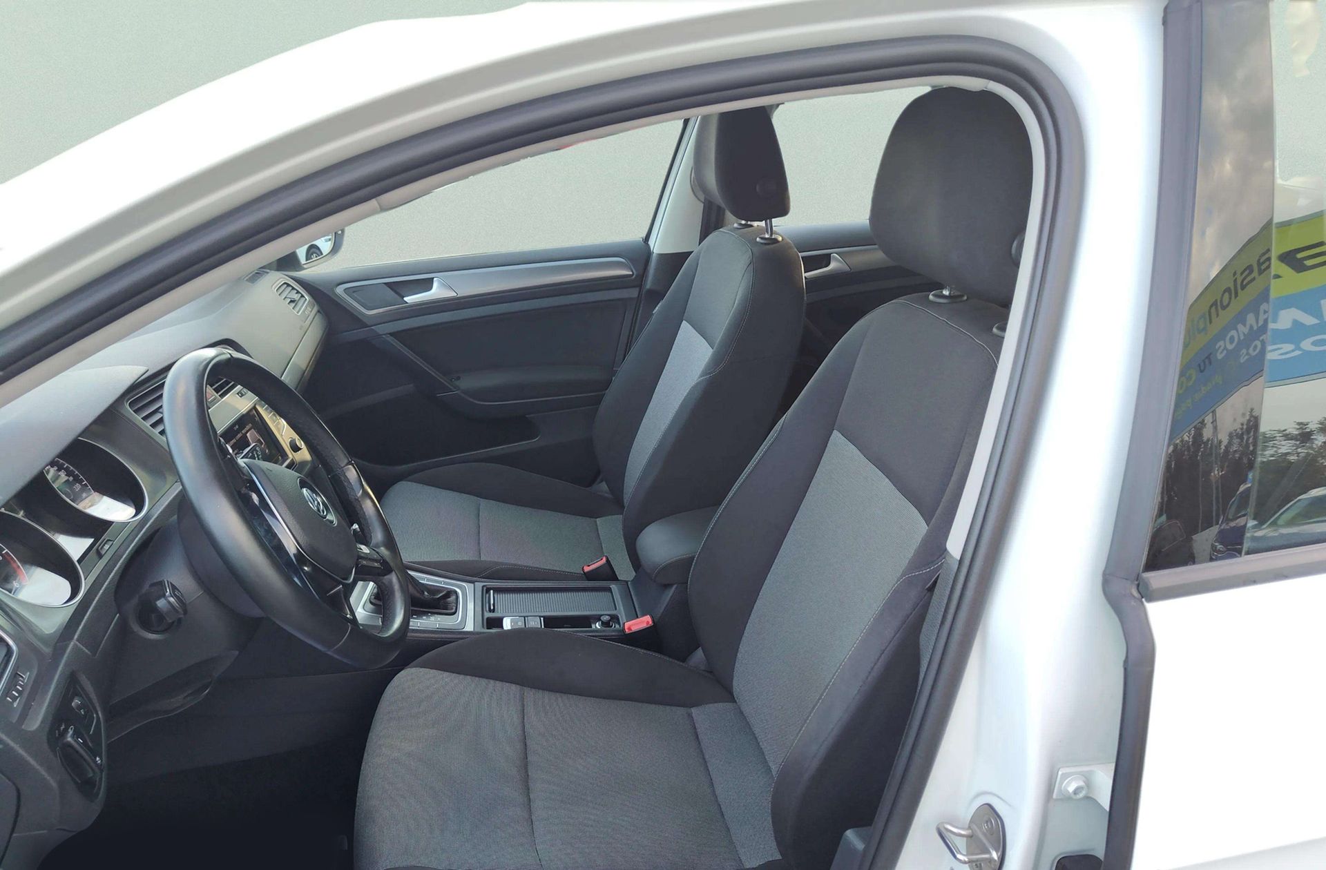 Volkswagen Golf Variant Variant Business Navi 1.6 TDI CR BMT DSG - foto 11