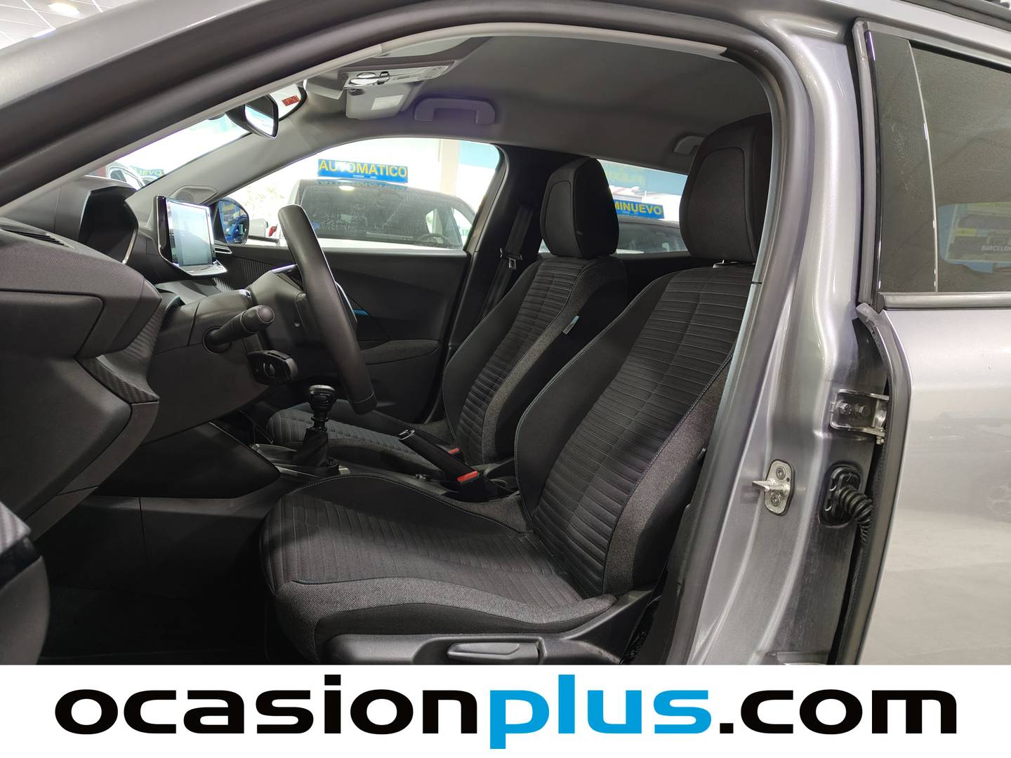 Foto asientos delanteros Peugeot 2008 Peugeot 2008 BlueHDi 110 Style (110 CV)