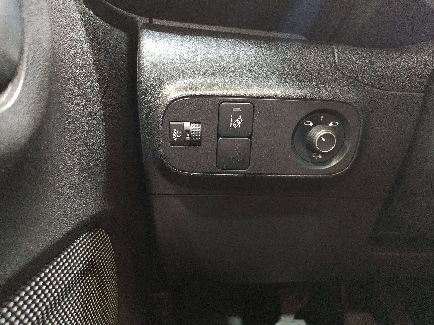 Citroën C3 Citroën C3 PureTech 82 Feel (83 CV) de segunda mano