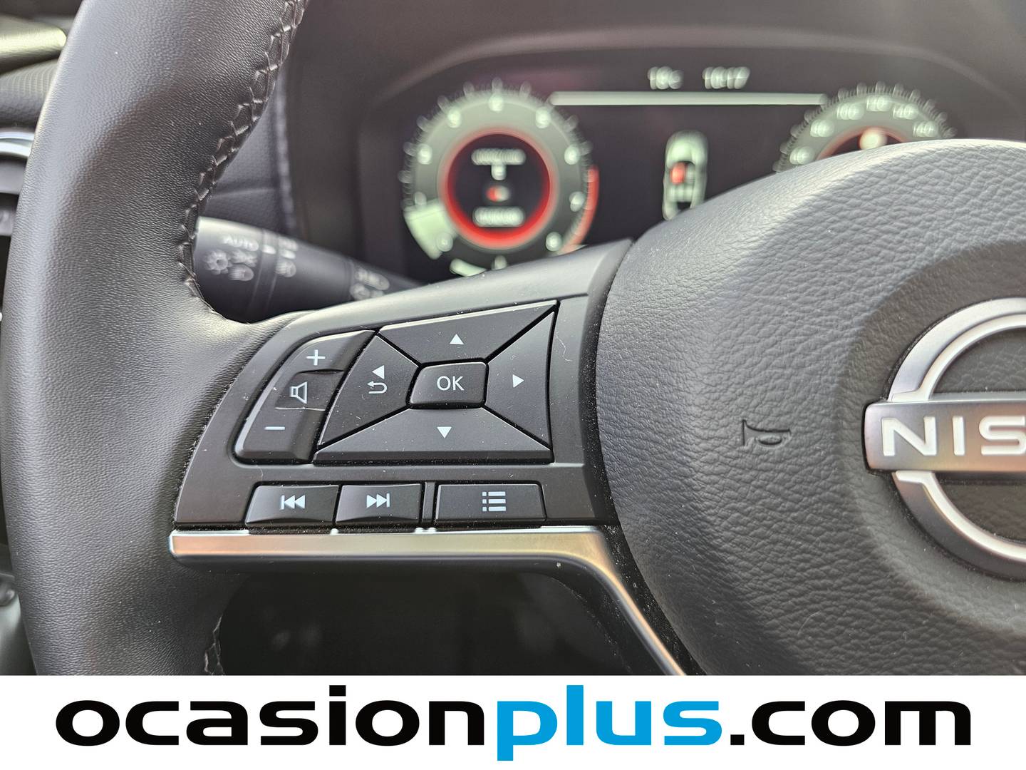 Foto Nissan JUKE Nissan Juke DIG-T N-Connecta 4x2 (114 CV)