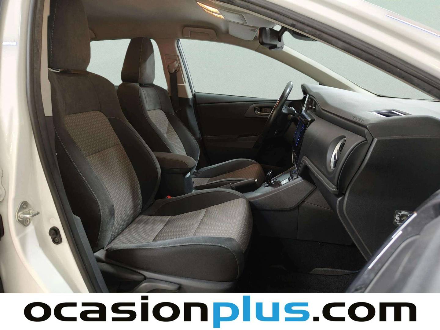 Toyota Auris Toyota Auris 140H Hybrid Feel! Edition (136 CV) automático