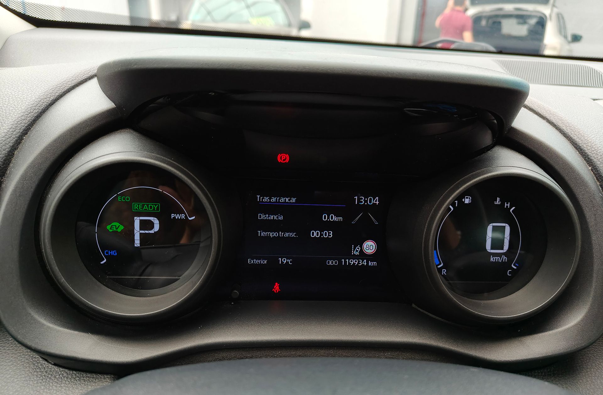 Toyota Yaris Cross 120H Business Plus - foto 22