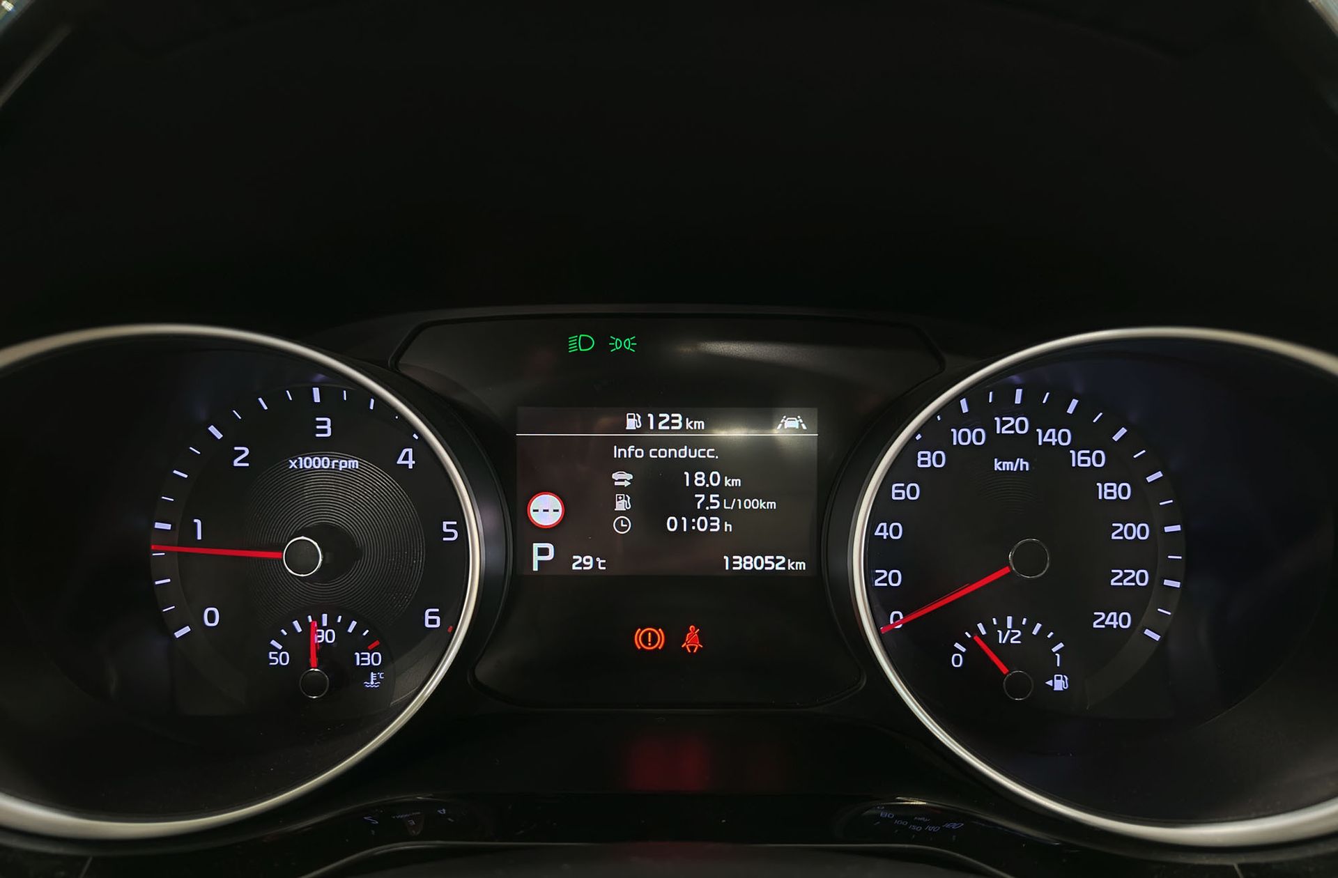 Kia Ceed 1.6 CRDi GT Line DCT - foto 28