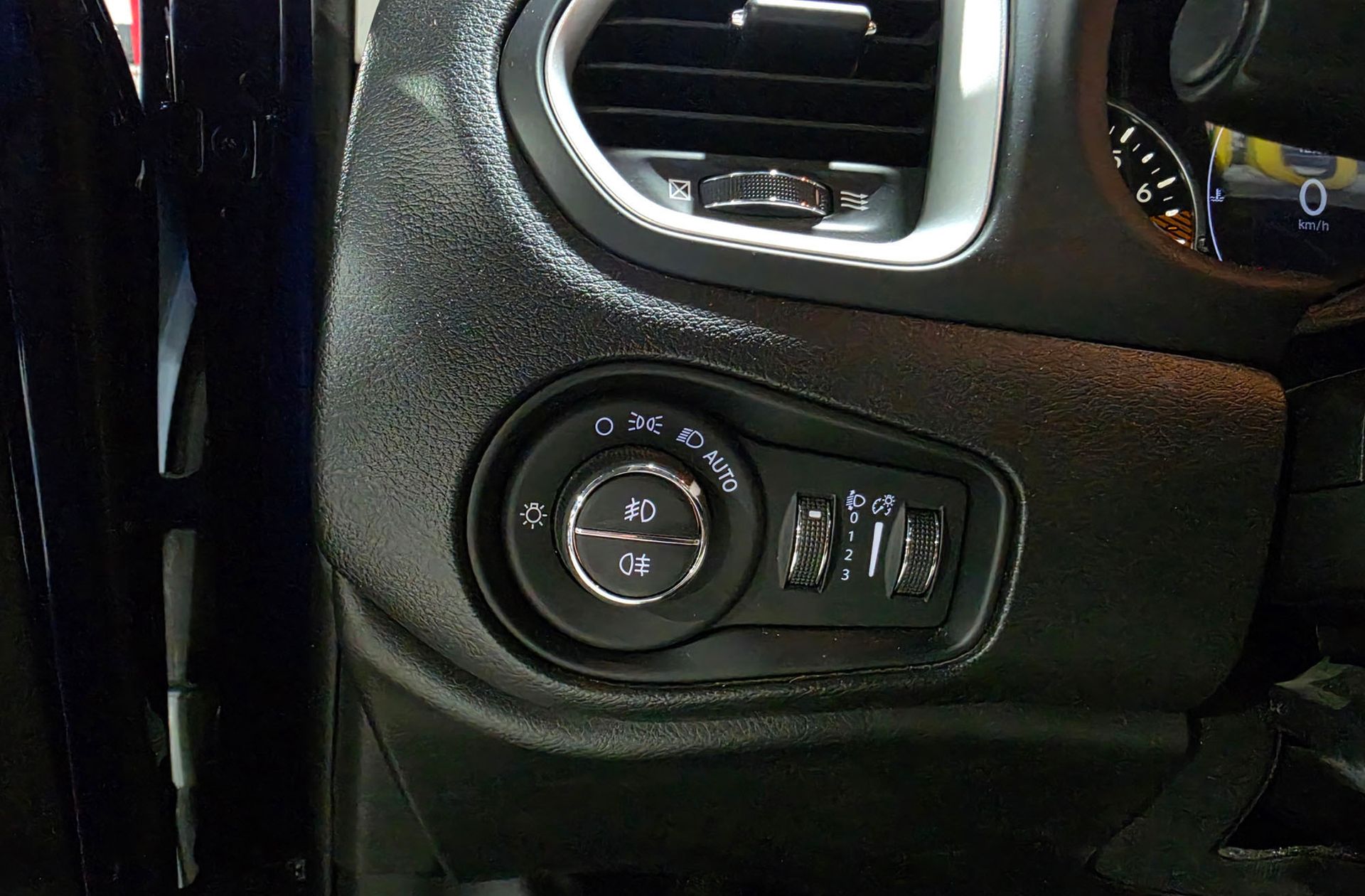 Jeep Renegade 1.0G Longitude 4x2 - foto 21