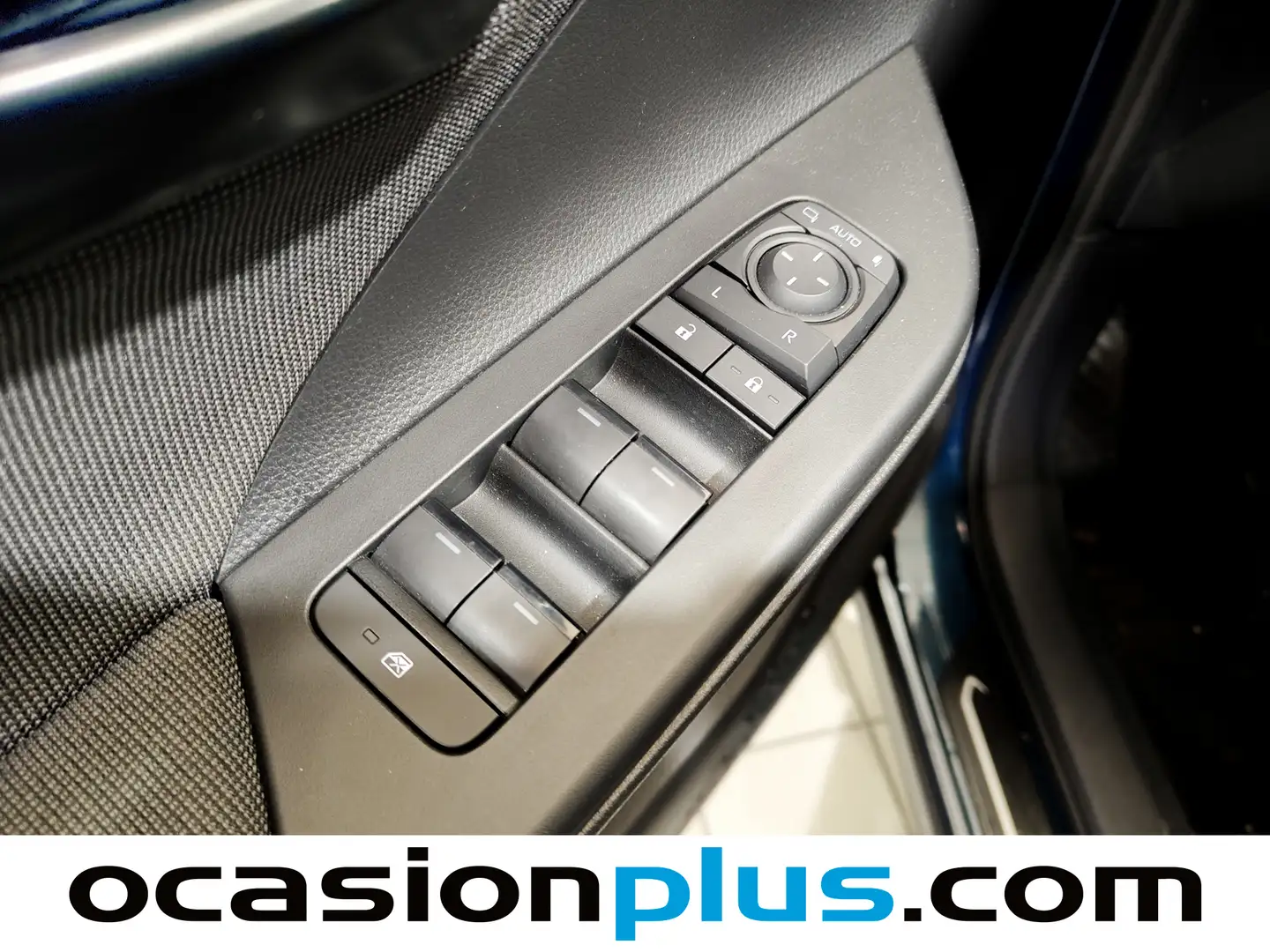 Foto Toyota C-HR Toyota C-HR 1.8 Advance Hybrid (140 CV)