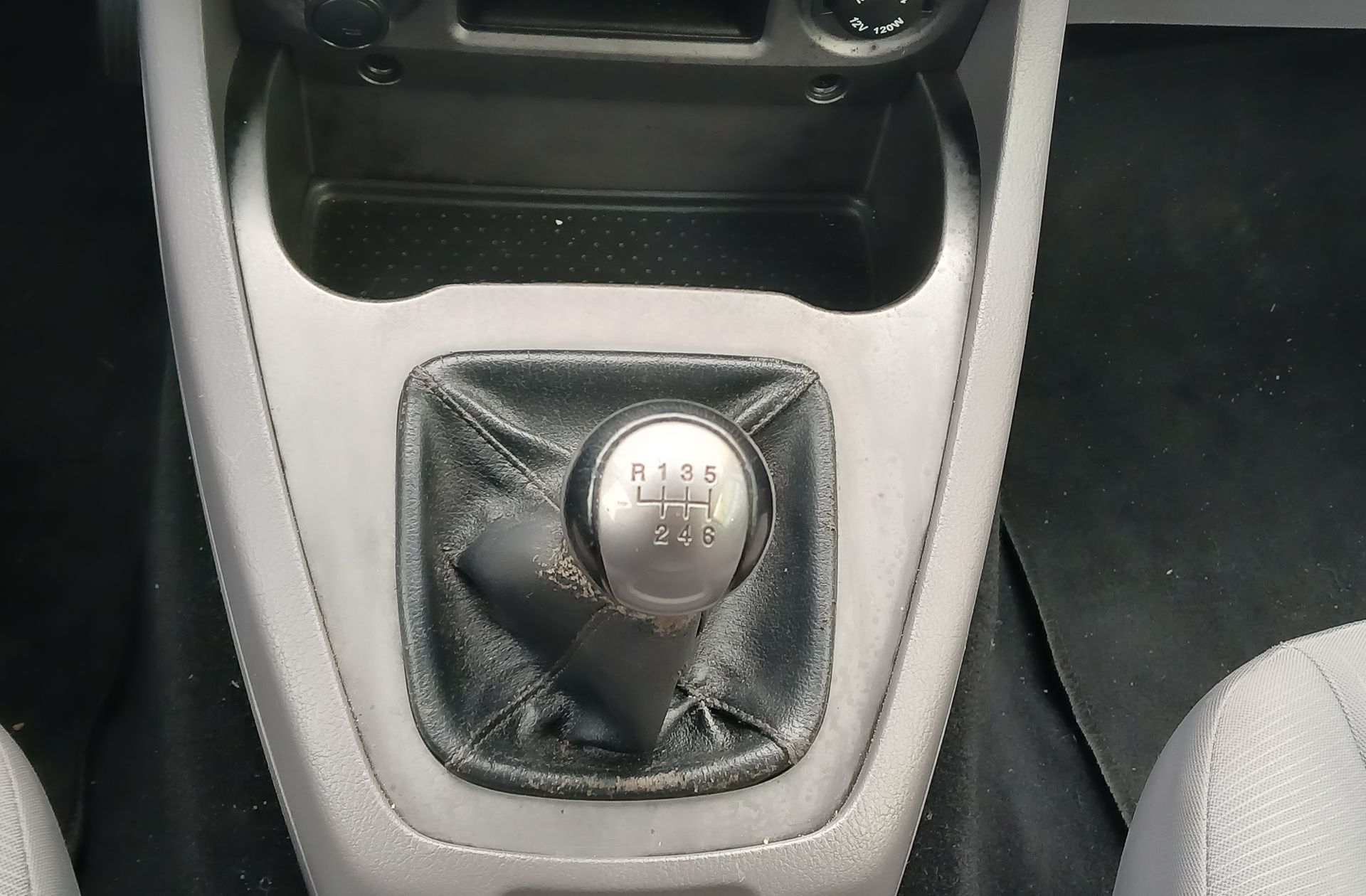 SsangYong Rodius D22T Premium 7 plazas - foto 5