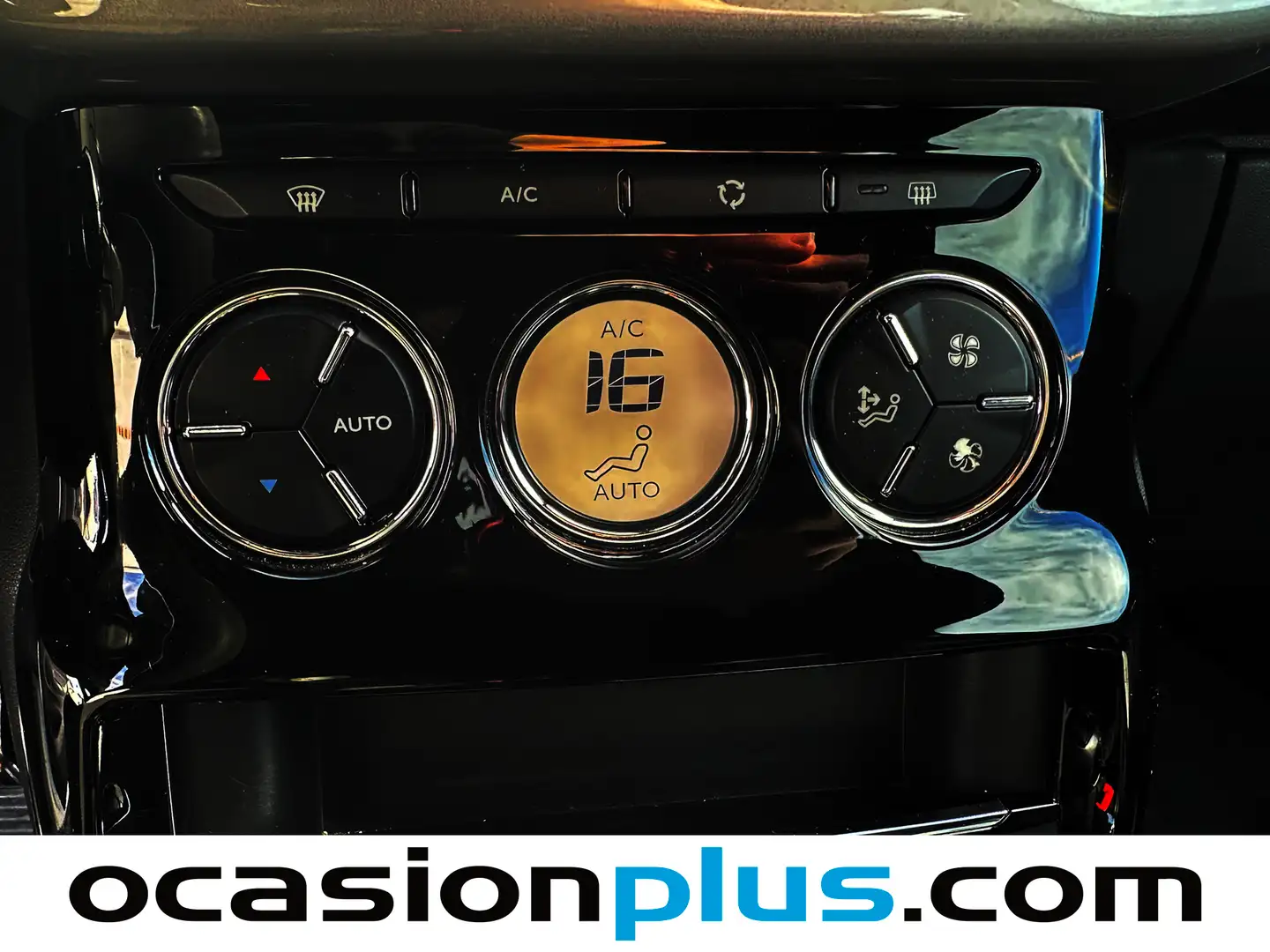 Foto DS DS 3 DS DS3 Crossback PureTech 82 Design (82 CV)