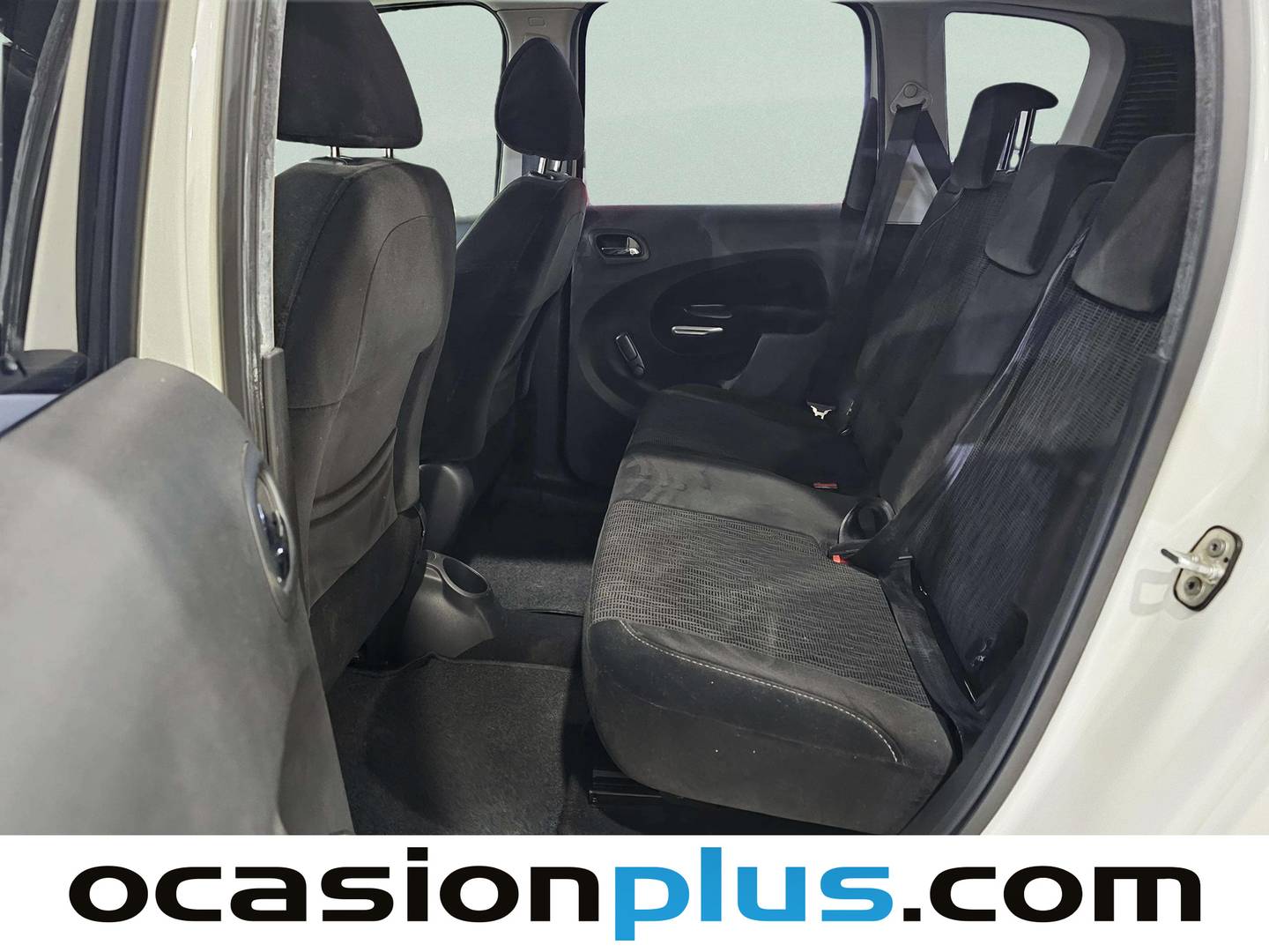 Foto asientos traseros Citroën C3 Picasso Citroën C3 Picasso HDI 90 Airdream SX (90 CV)