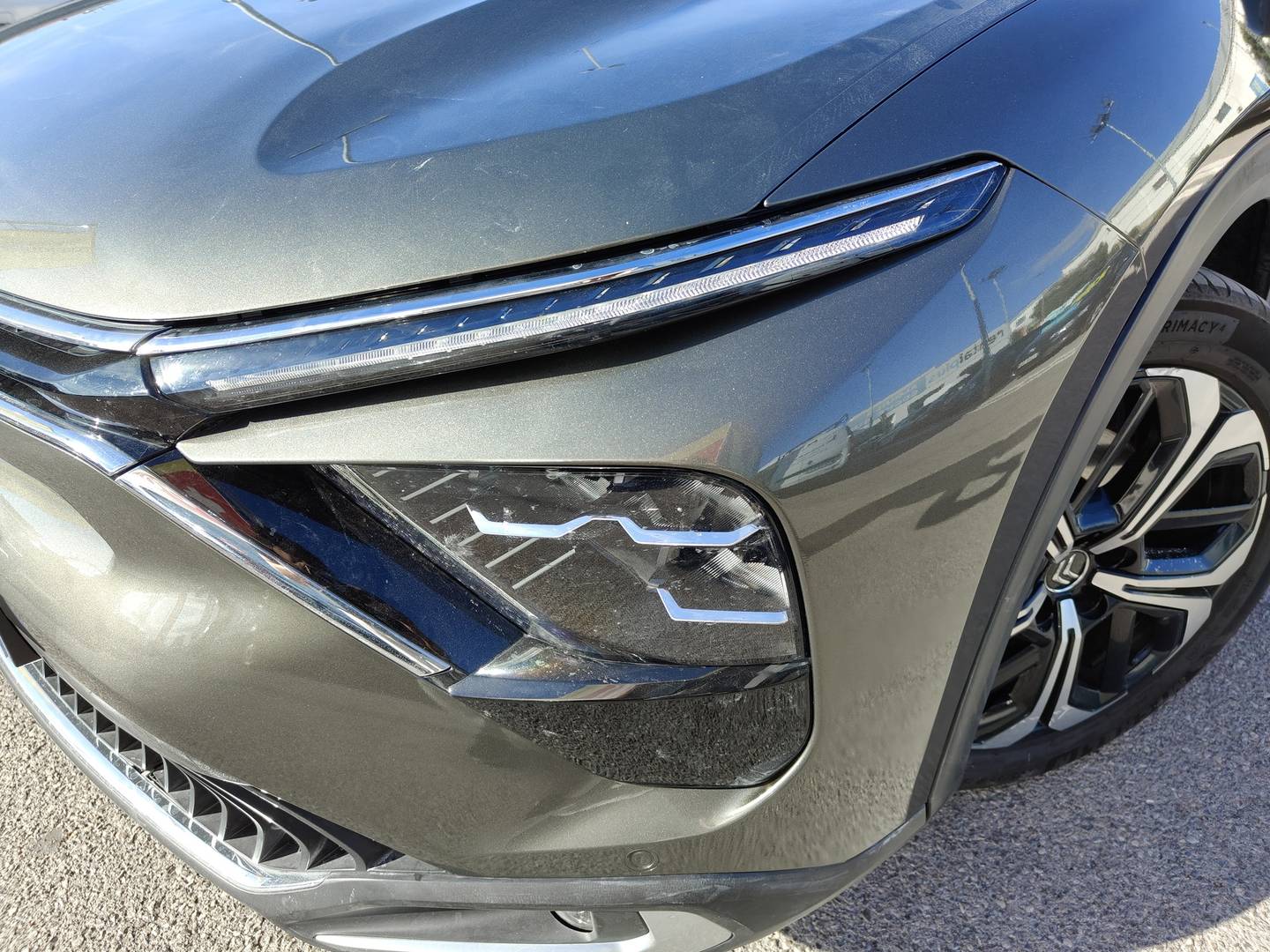 Foto Citroën C5 X Citroen C5 X Hybrid 225 Shine Pack e-EAT8  (225 CV)