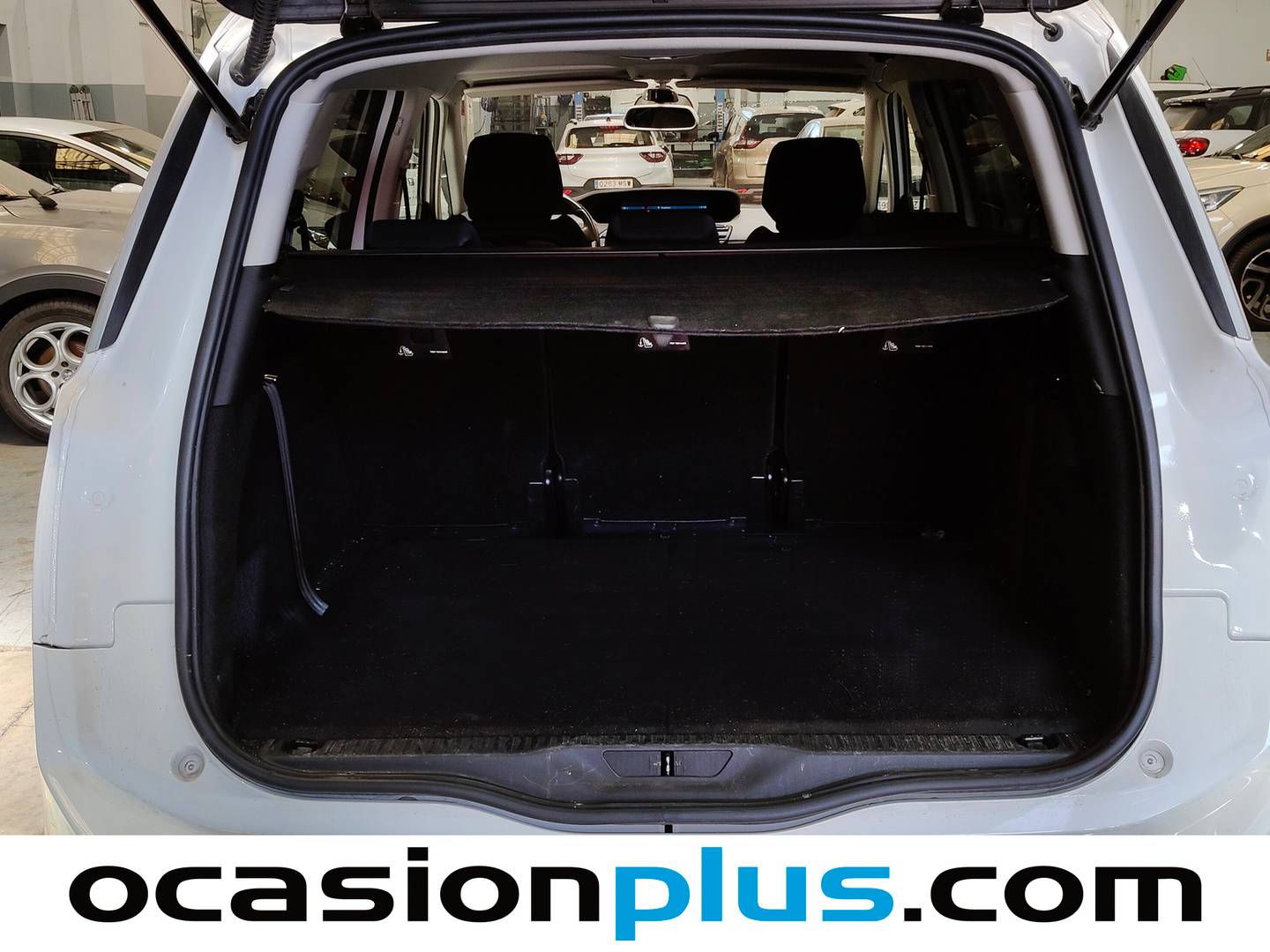 Fotos maletero Citroën Grand C4 Spacetourer Citroën Grand C4 Spacetourer BlueHDi 130 S&S Feel (130 CV) 7 PLAZAS