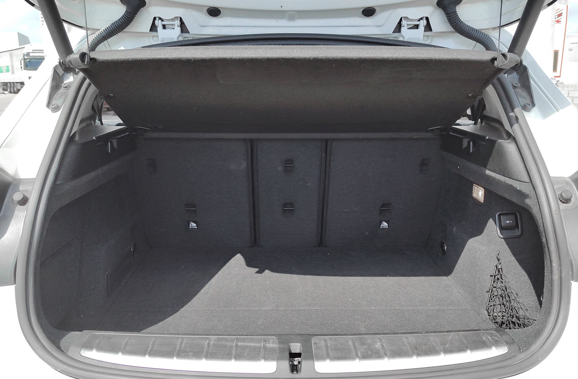 BMW X2 sDrive18d - foto 14