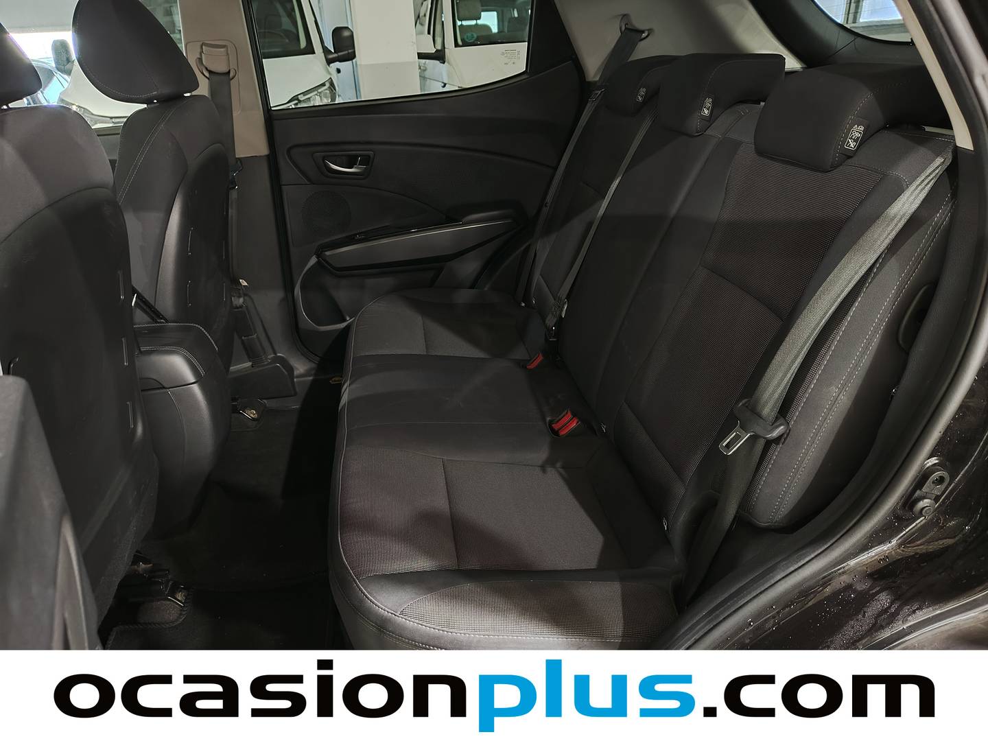 Foto asientos traseros SsangYong Tivoli Ssangyong Tivoli G12T Urban Plus  (128 CV)