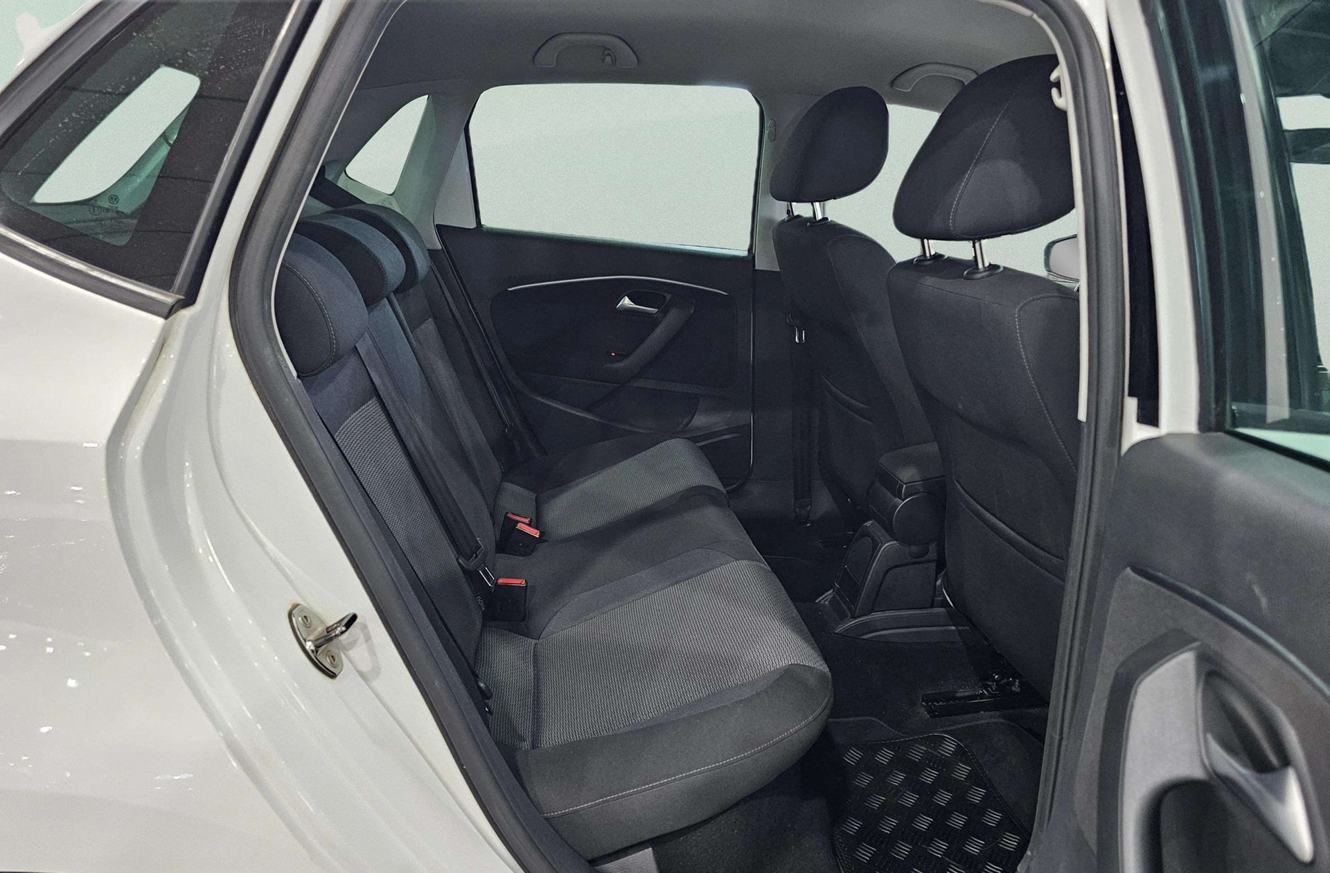 Volkswagen Polo Sport 1.4 TDI - foto 15