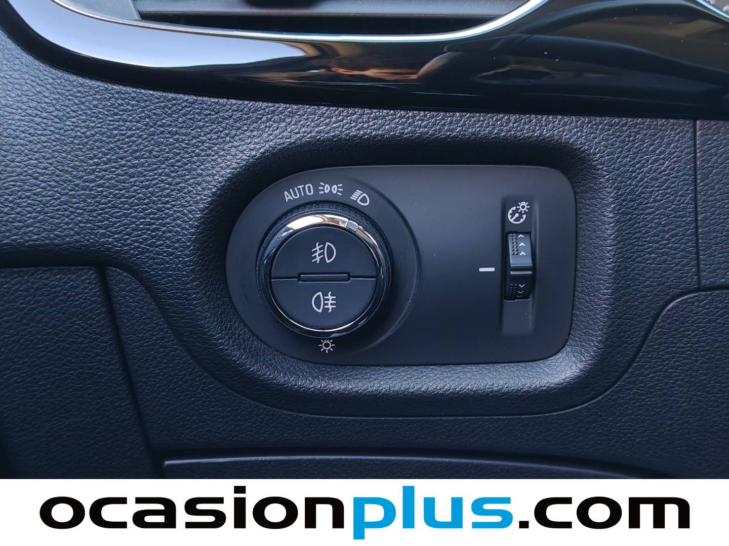 Foto Opel Astra Opel Astra 1.2 Turbo SHR Elegance (145 CV)