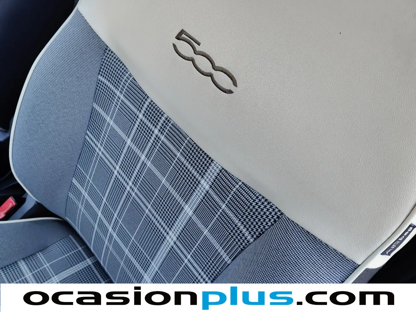 Foto Fiat 500 Fiat 500 1.2 8v Lounge (69 CV)