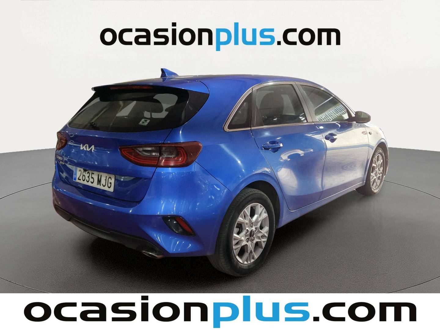 Foto trasera KIA Ceed KIA Ceed 1.6 MHEV iMT Drive (136 CV) derecha