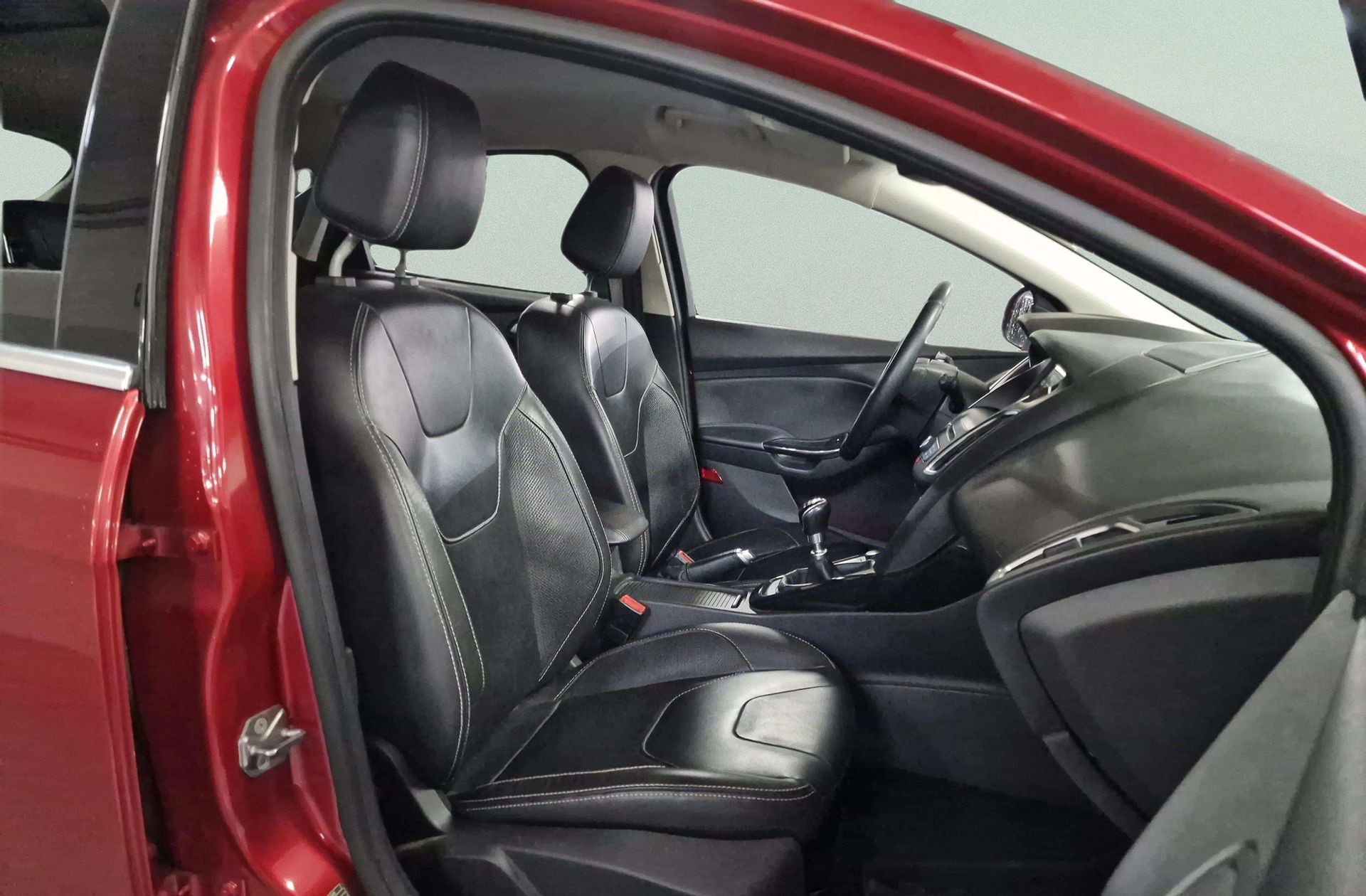 Ford Focus 1.5 TDCi Titanium - foto 22