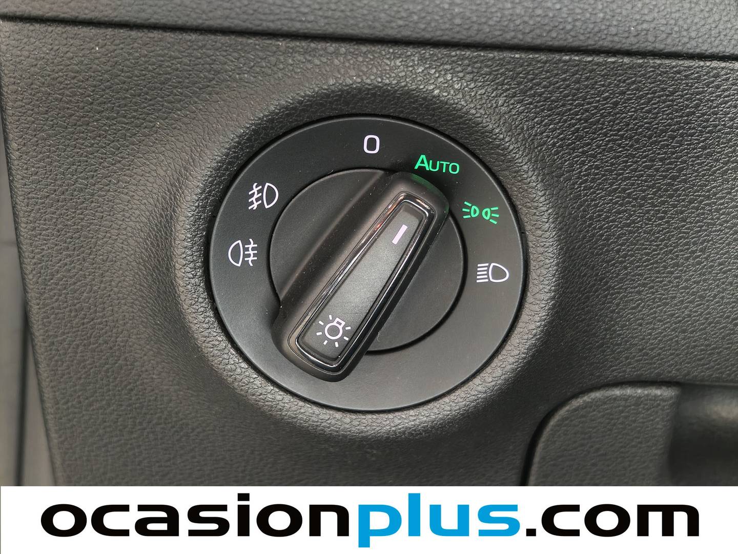 Foto Skoda Karoq Skoda Karoq 2.0 TDI Ambition 4X4 DSG (150 CV)