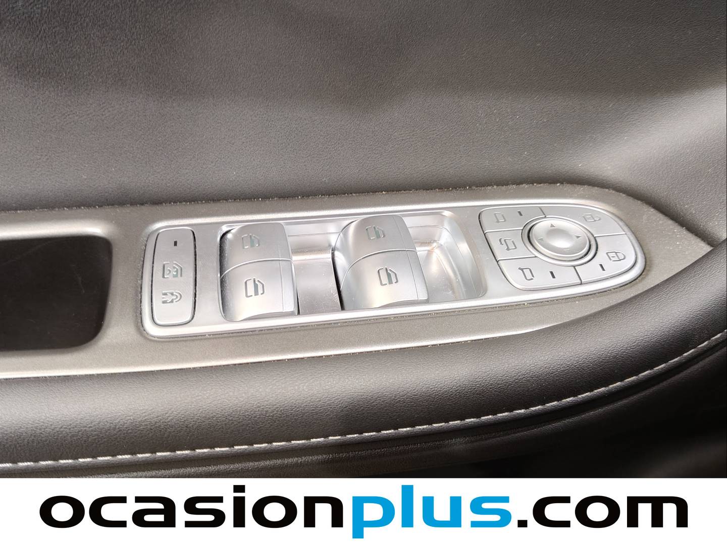 EBRO S700 EBRO S700 1.6 TGDI Luxury 7 DCT (147 CV) 147cv