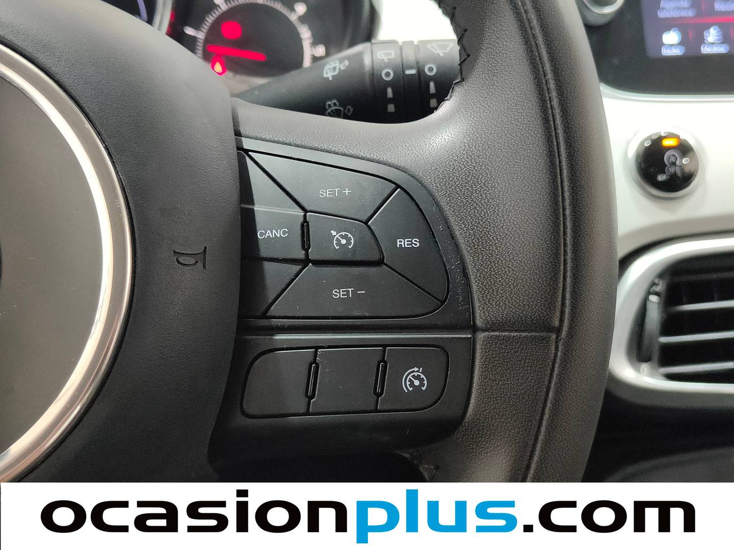 Equipamiento del Fiat 500X Fiat 500X 1.3 MultiJet Pop Star 4x2 (95 CV)