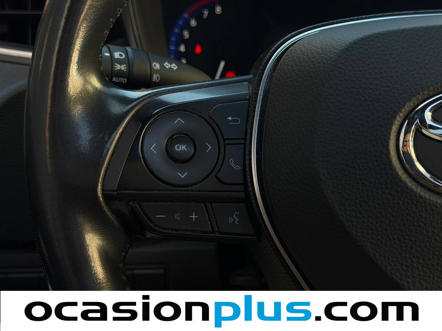 Toyota Corolla Toyota Corolla 180H Feel! E-CVT (180 CV) de segunda mano