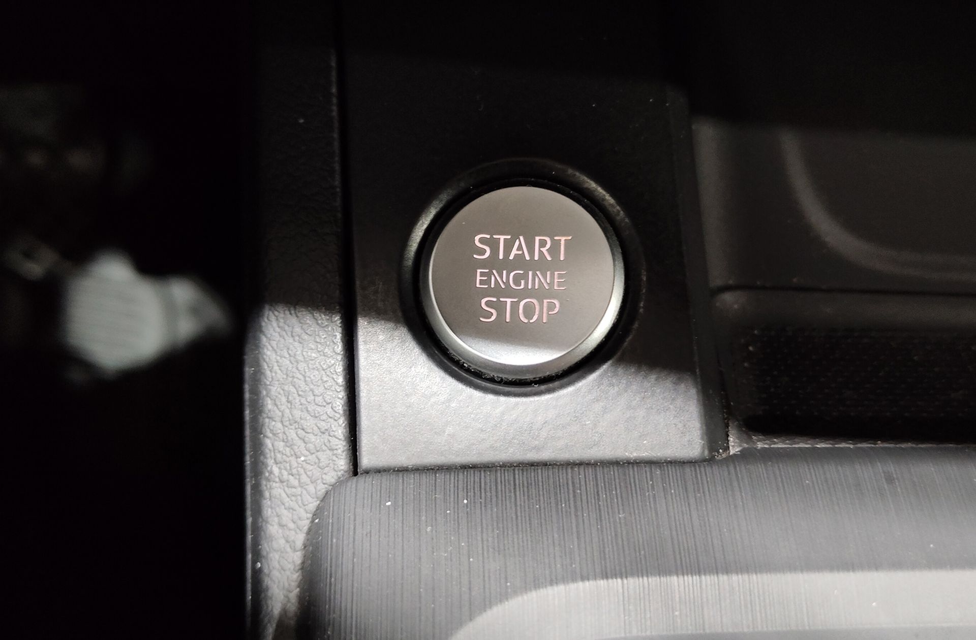Audi A4 2.0 TDI - foto 35